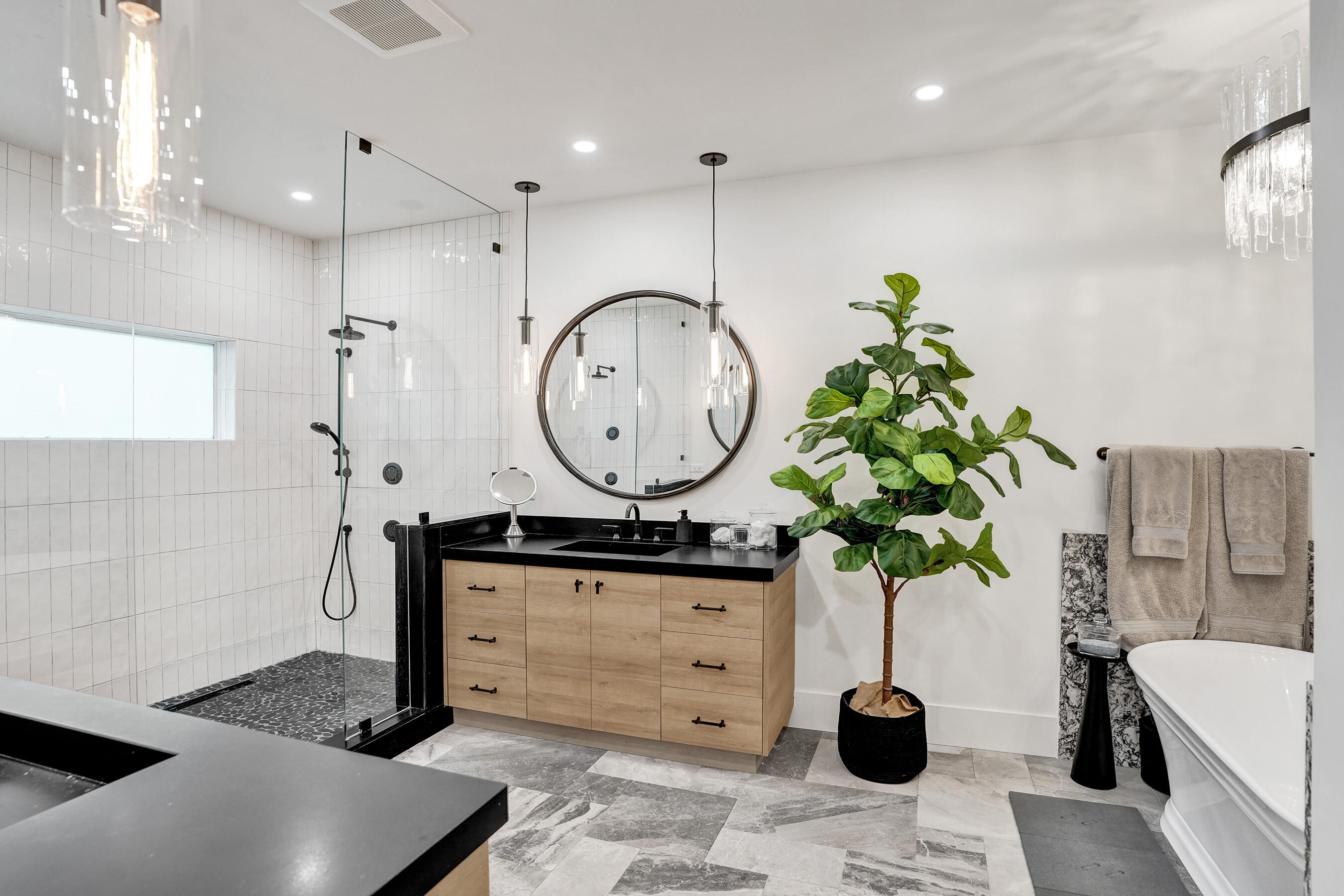 2421 NE 12th Fort Lauderdale, FL 33304