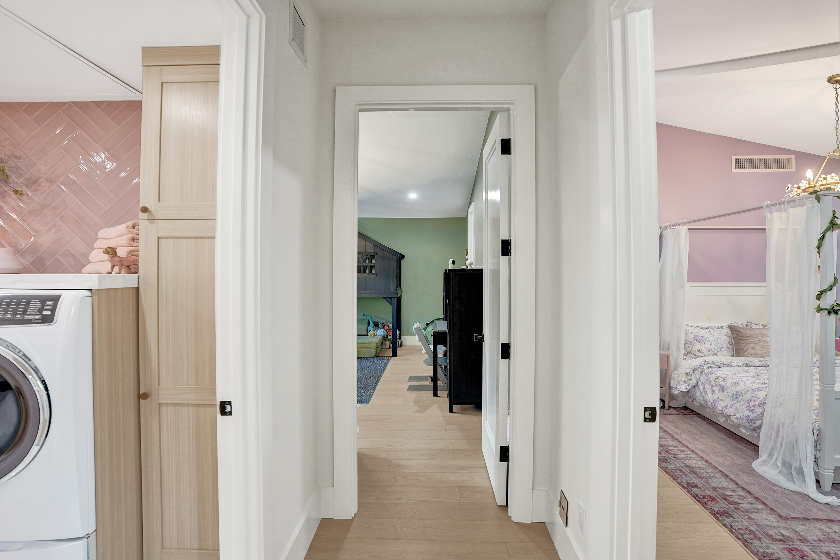 2421 NE 12th Fort Lauderdale, FL 33304