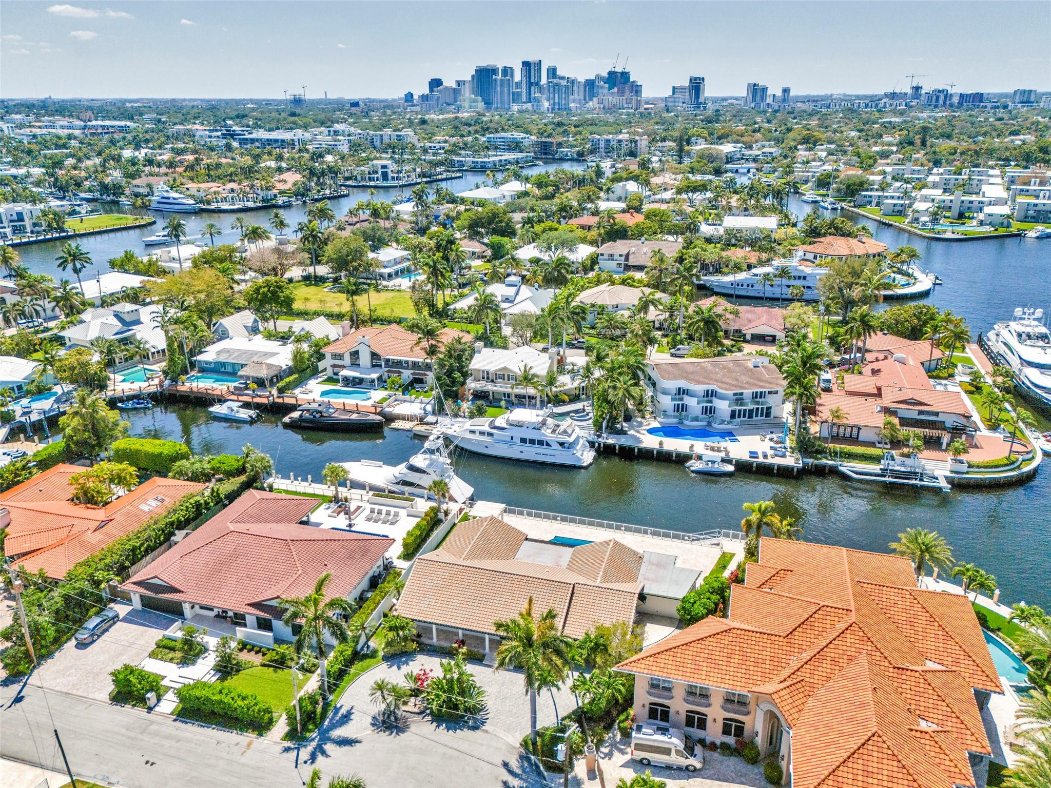633 4th Key Fort Lauderdale, FL 33304