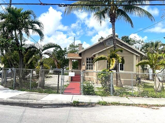 755 NW 59th
