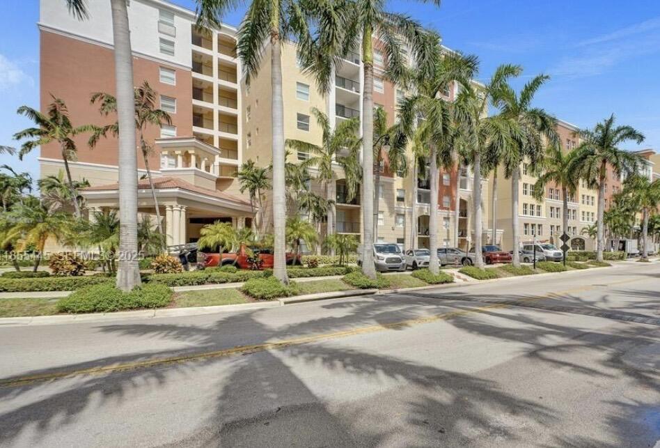 image Porto Bellagio Condo19
