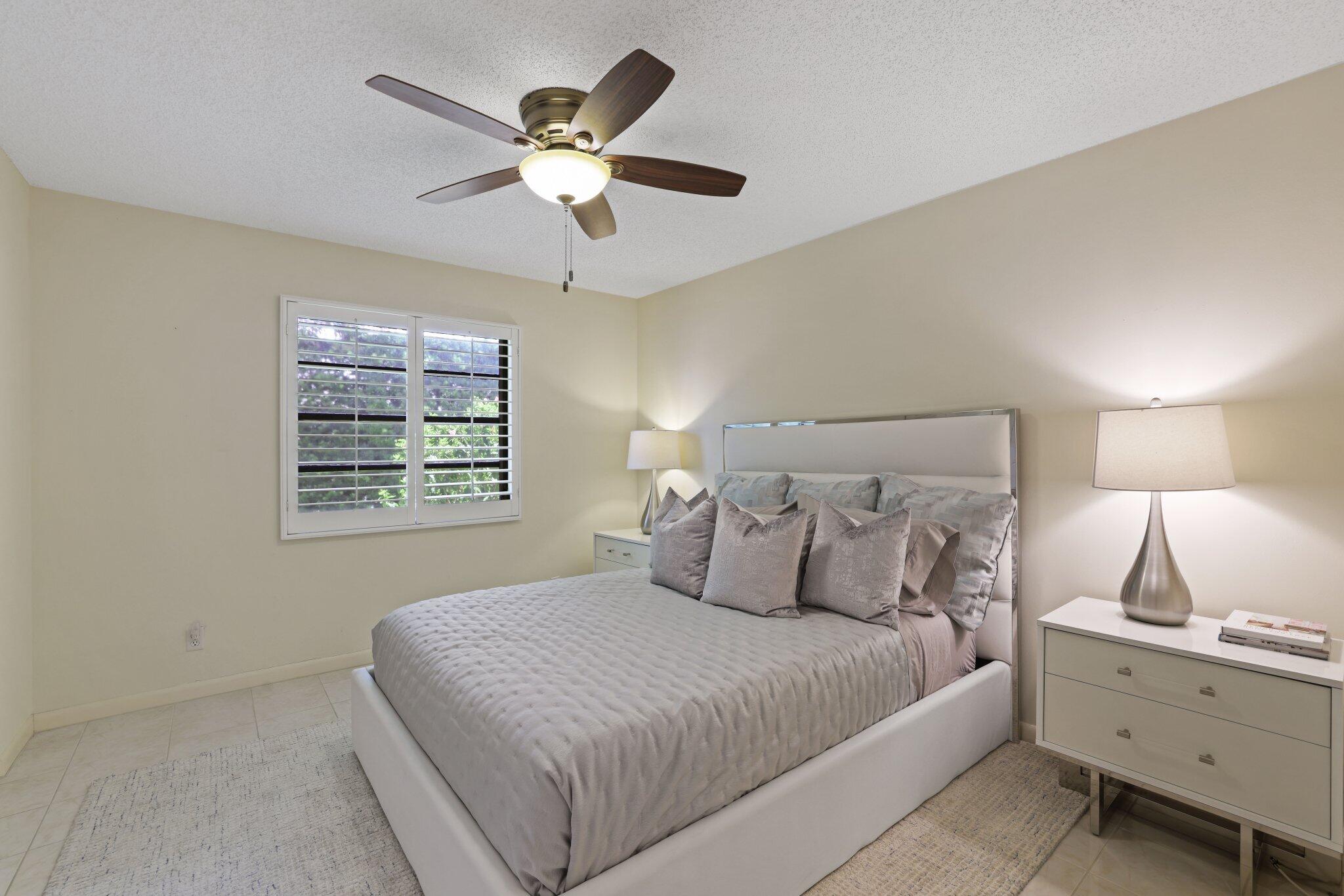 970 Orchid Gulf Stream, FL 33483