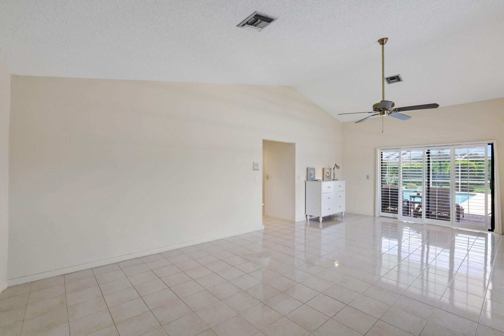 970 Orchid Gulf Stream, FL 33483