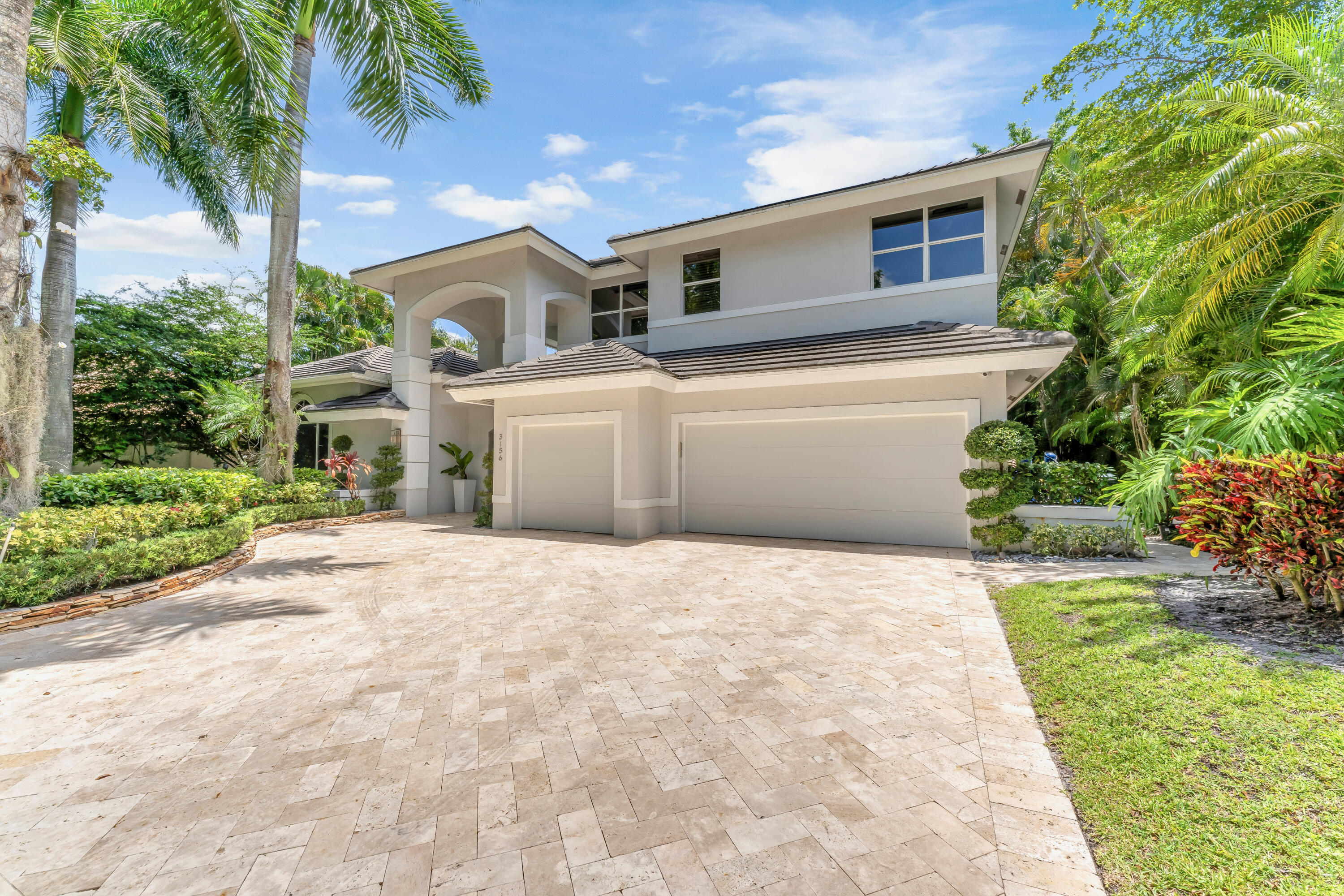 3156 NW 61st