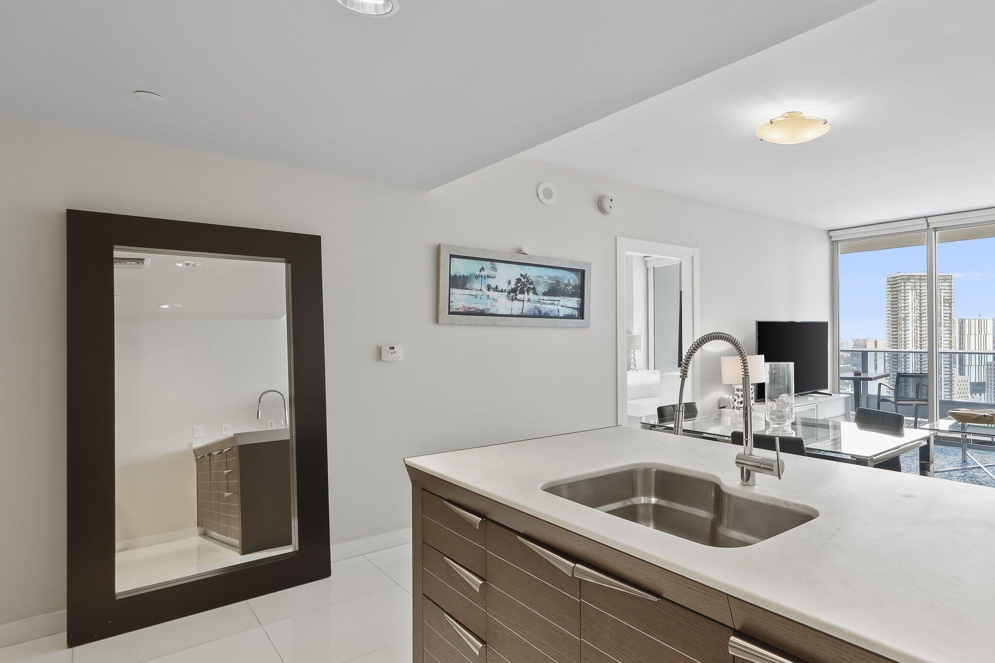 image Epic Residences14