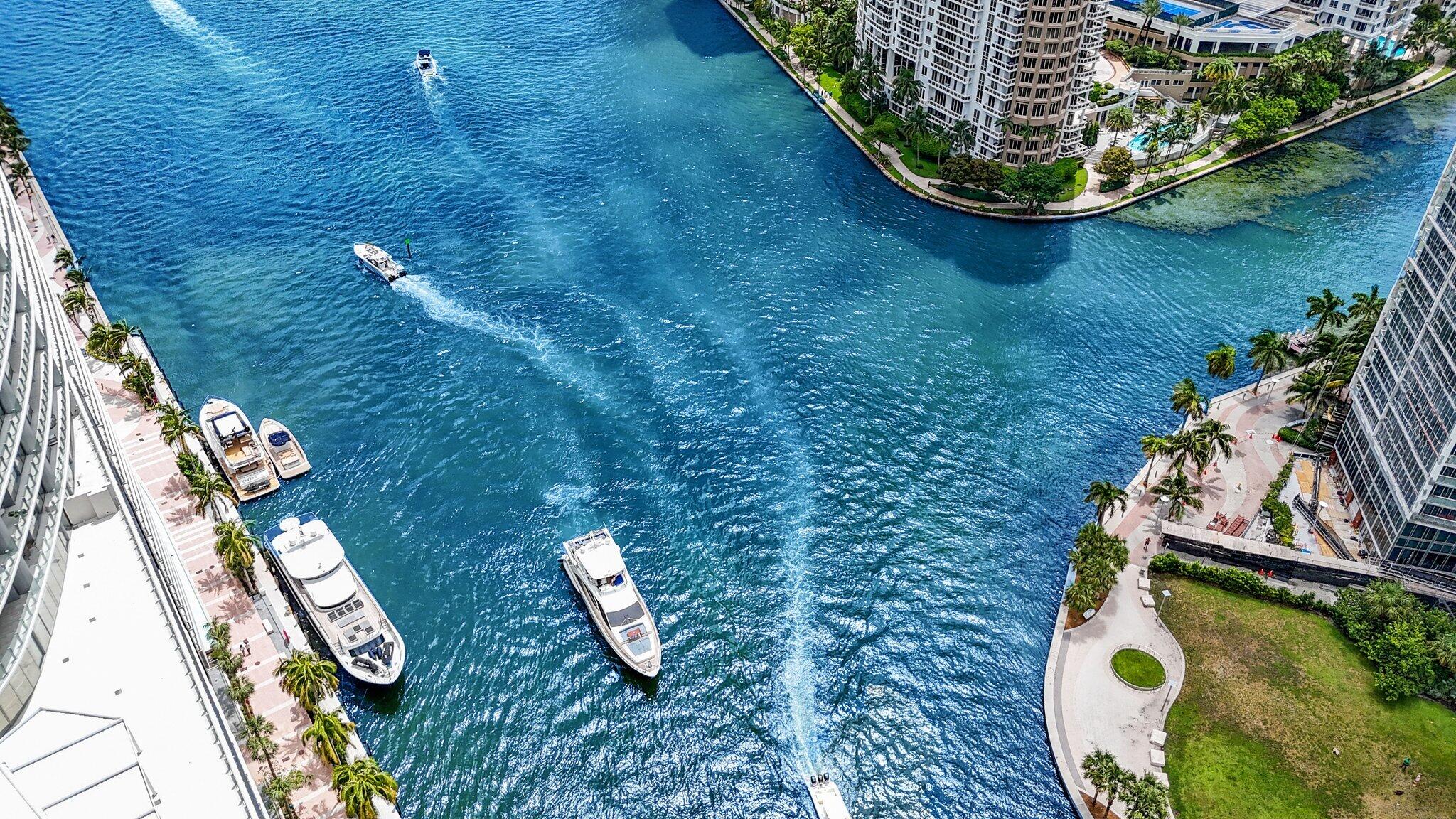 image Epic Residences27