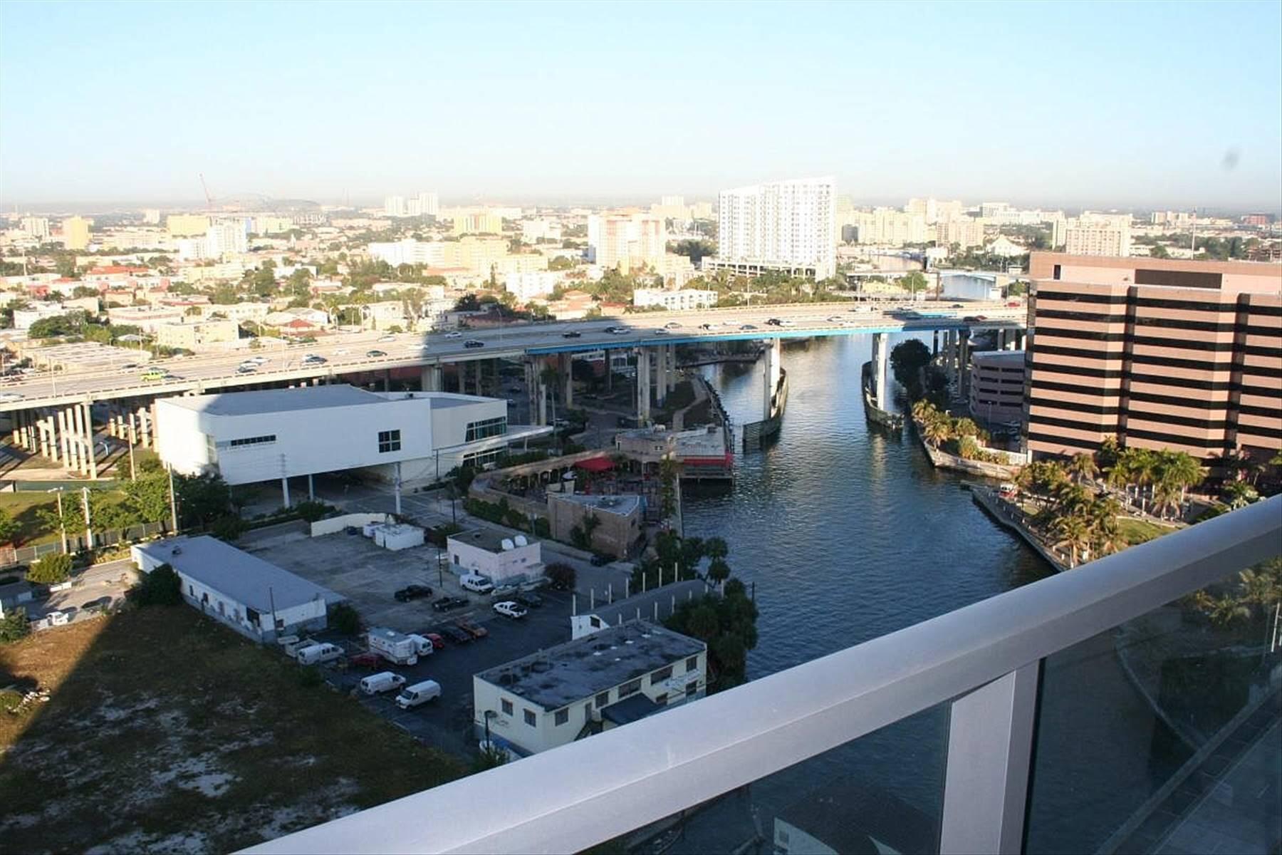 image Latitude on the River13