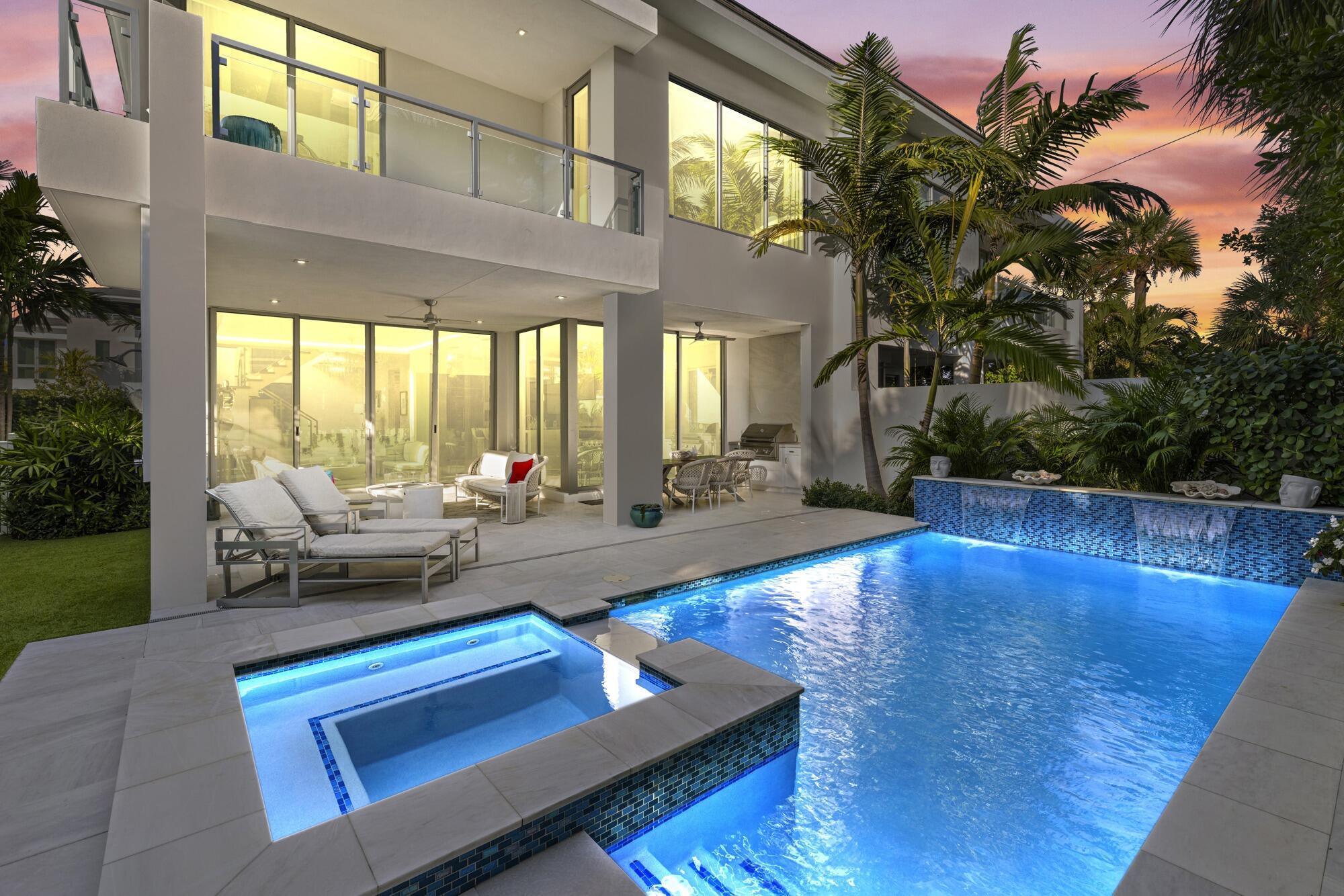 402 Ocean One Ln