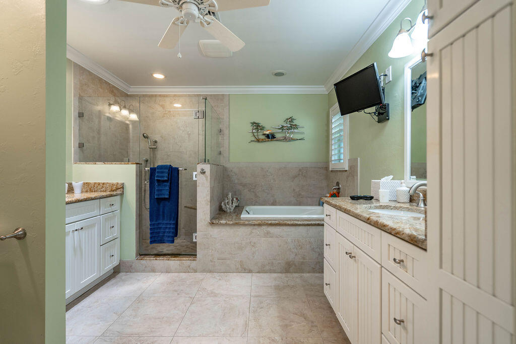 2823 NE 35th Lighthouse Point, FL 33064