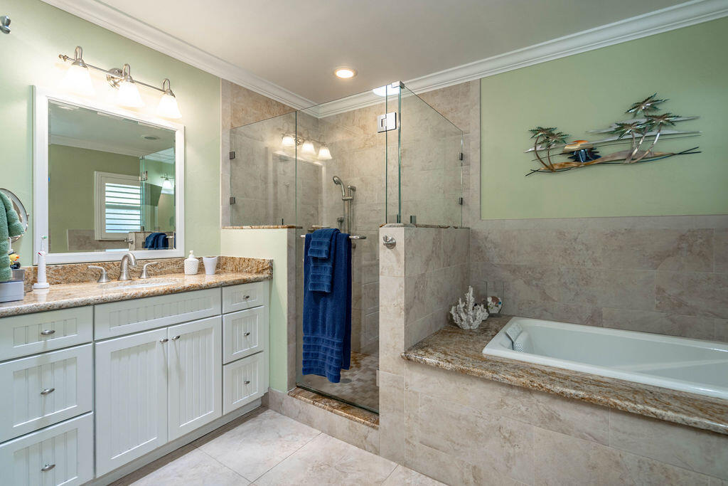 2823 NE 35th Lighthouse Point, FL 33064