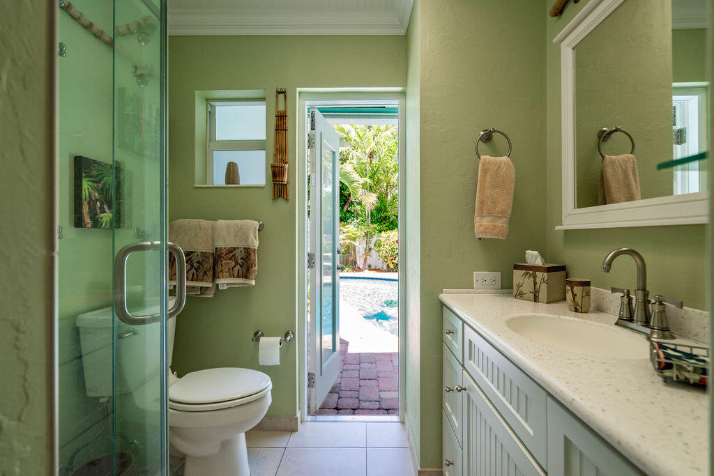 2823 NE 35th Lighthouse Point, FL 33064