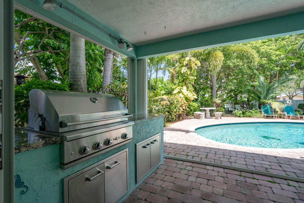 2823 NE 35th Lighthouse Point, FL 33064