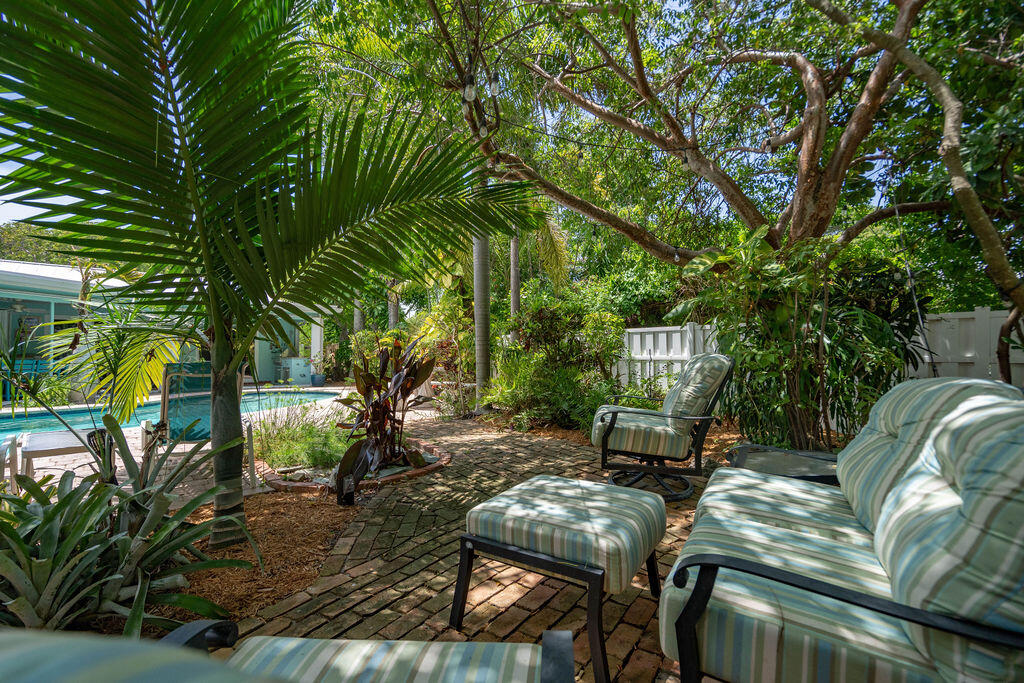 2823 NE 35th Lighthouse Point, FL 33064