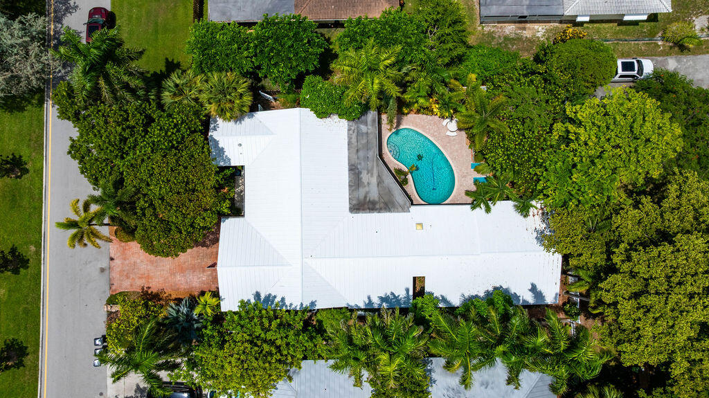2823 NE 35th Lighthouse Point, FL 33064