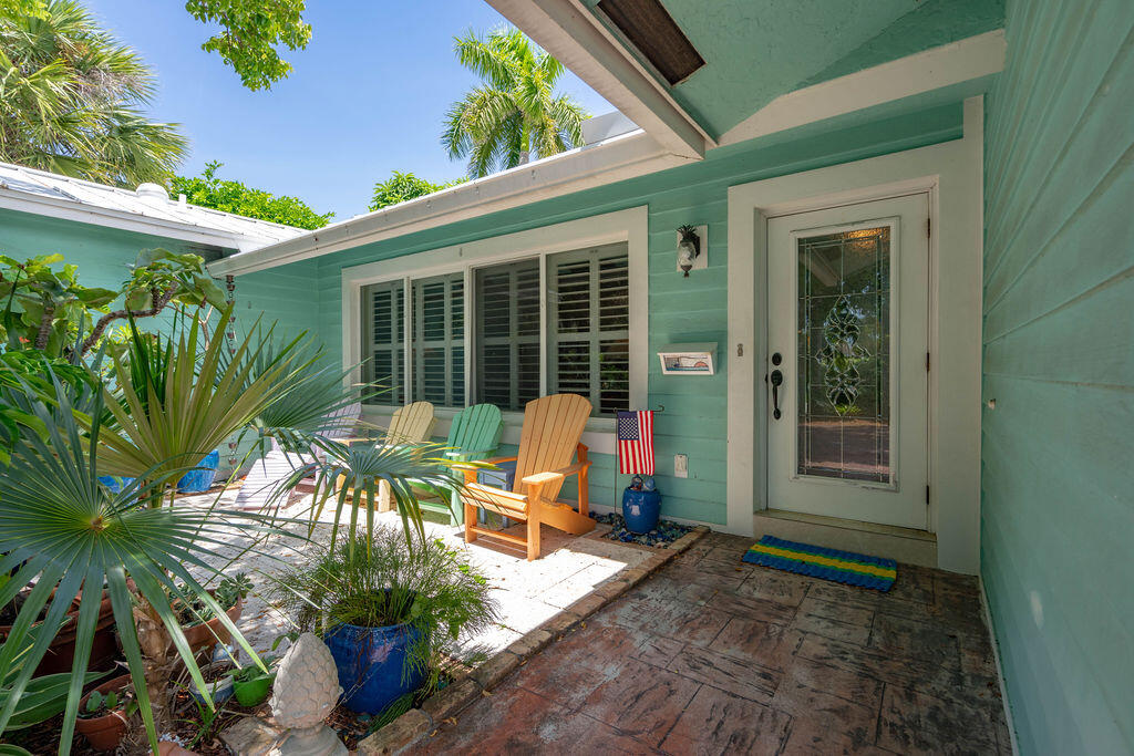 2823 NE 35th Lighthouse Point, FL 33064