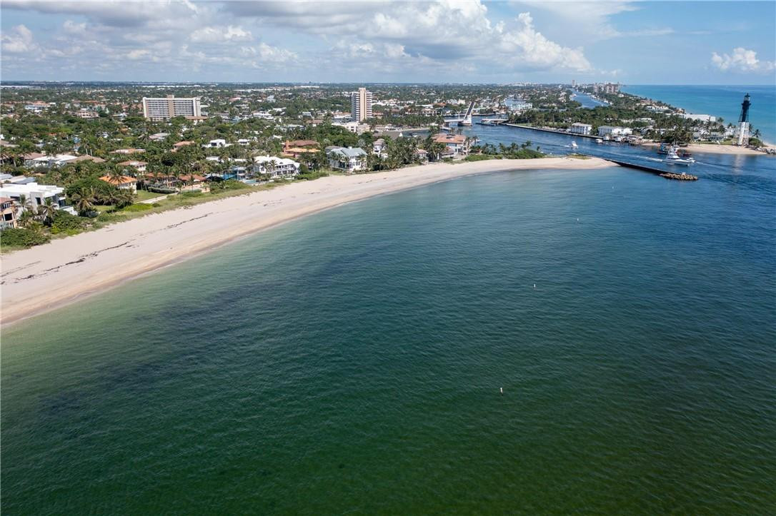 2100 Bay Dr Pompano Beach, FL 33062
