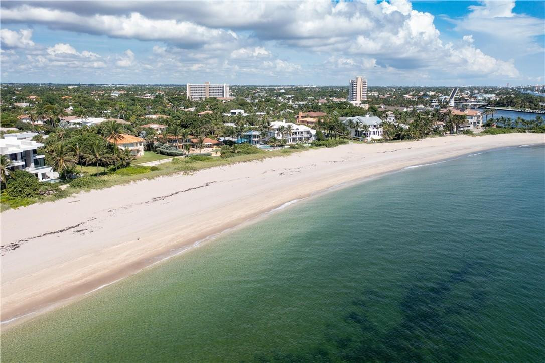 2100 Bay Dr Pompano Beach, FL 33062