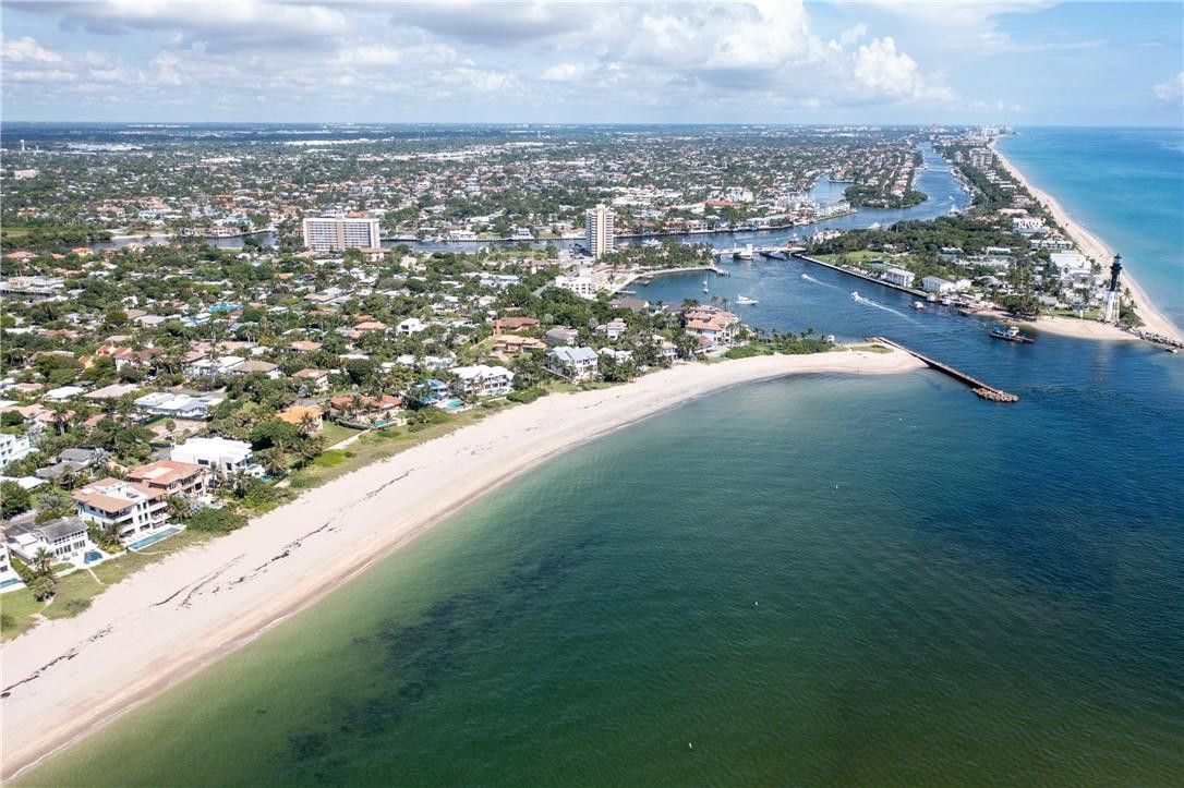 2100 Bay Dr Pompano Beach, FL 33062