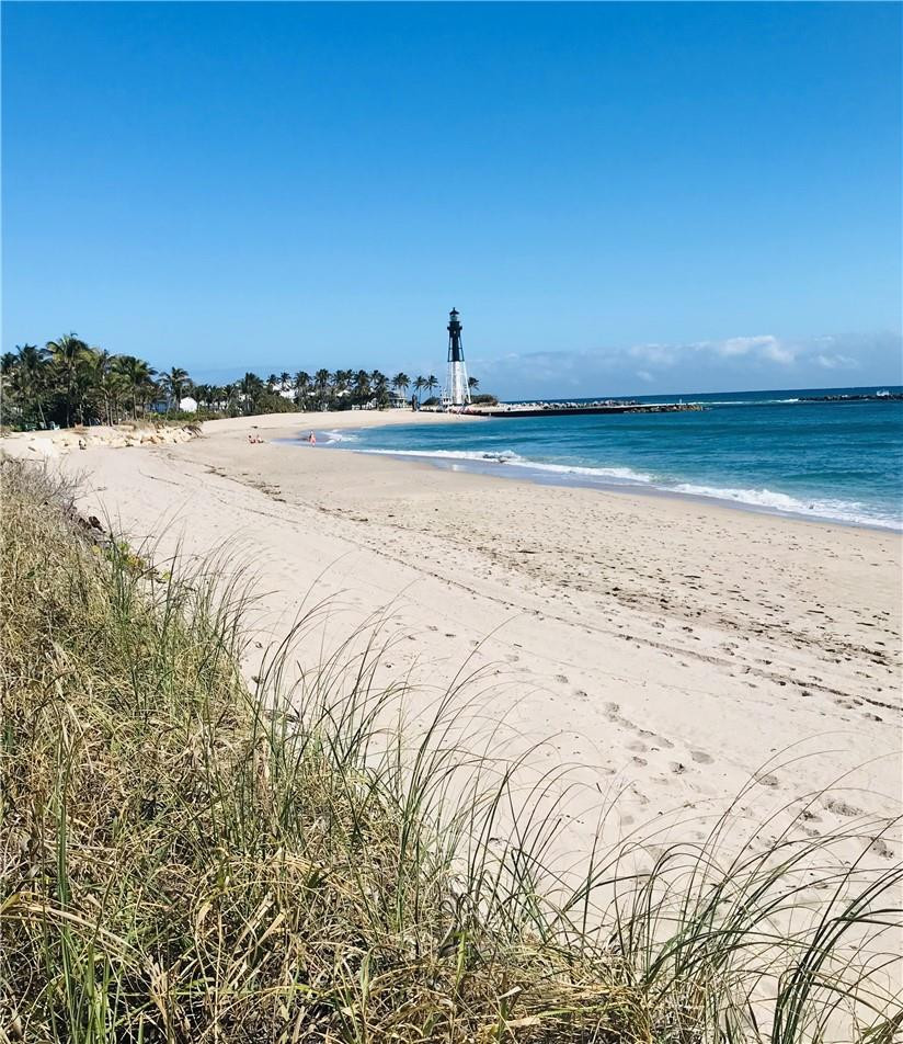 2100 Bay Dr Pompano Beach, FL 33062