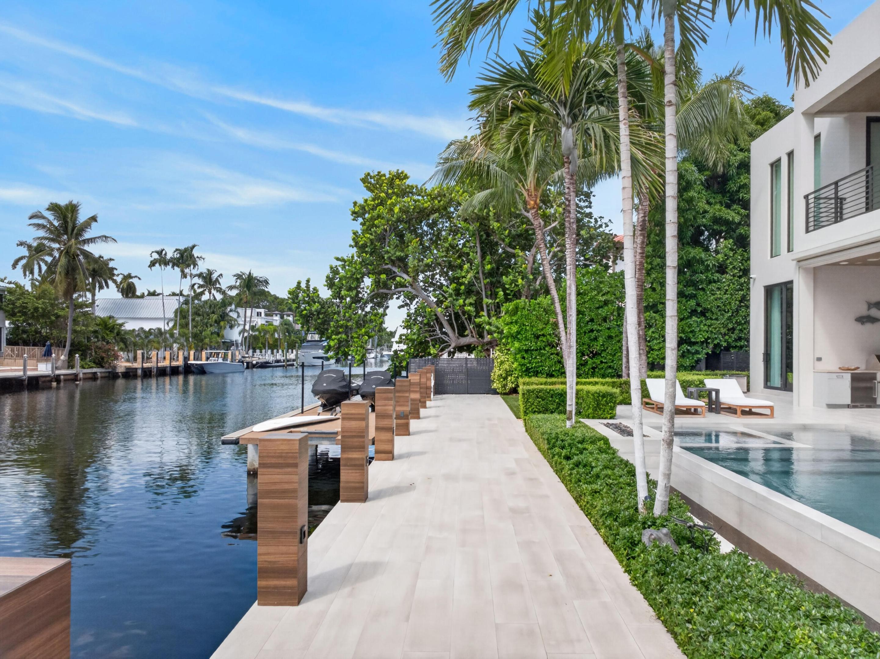 1 Royal Palm Dr Fort Lauderdale, FL 33301