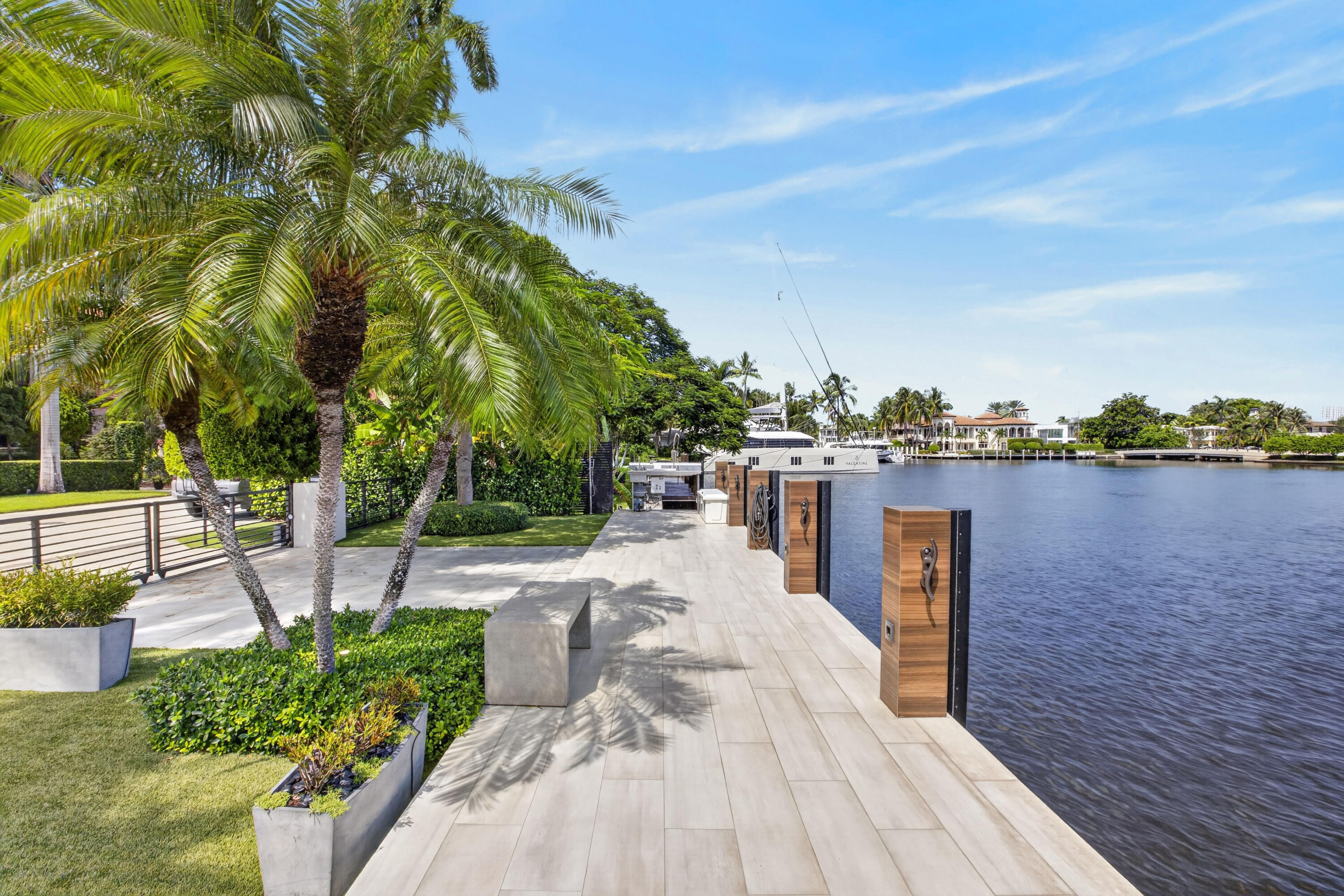 1 Royal Palm Dr Fort Lauderdale, FL 33301