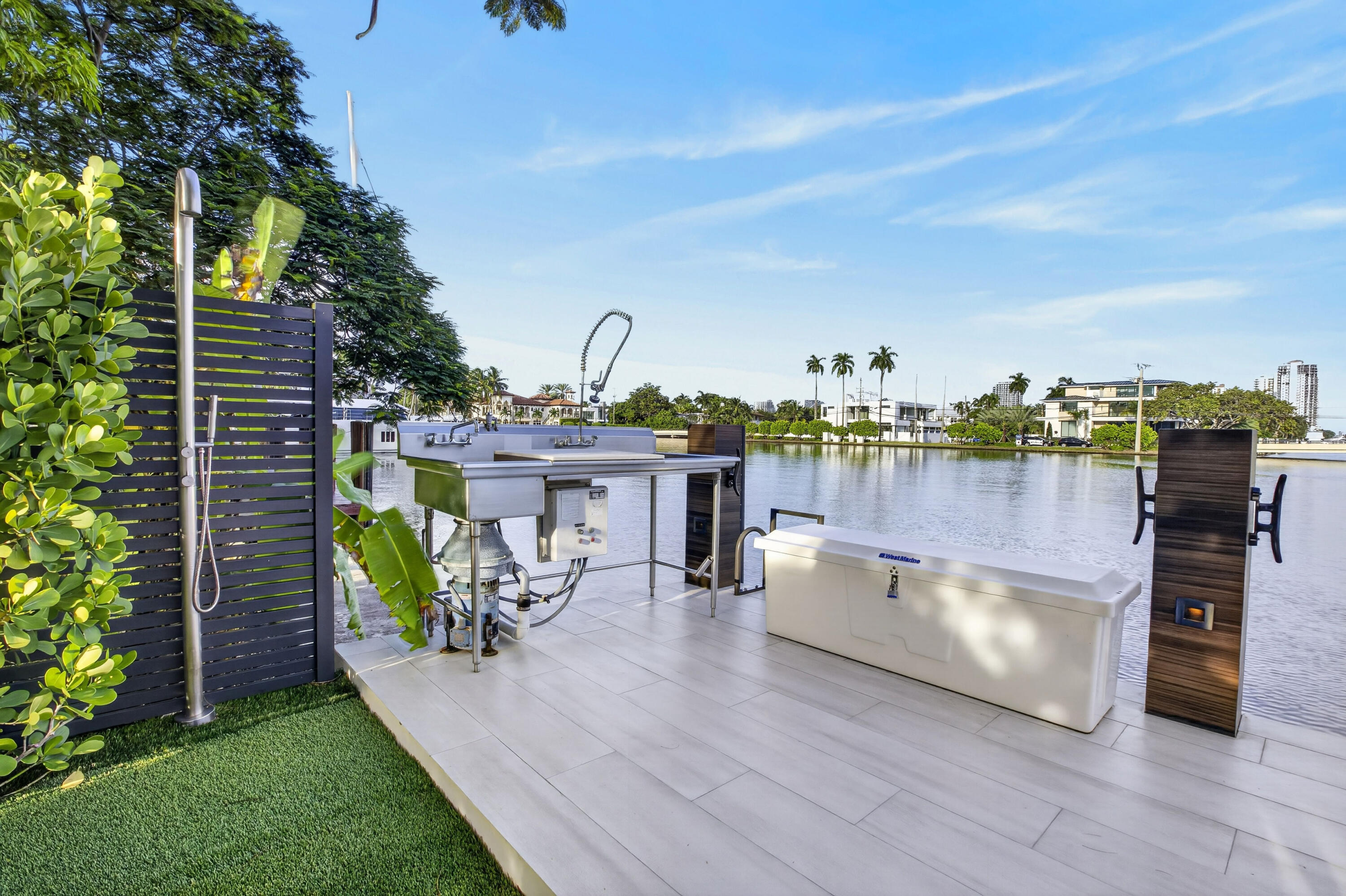 1 Royal Palm Dr Fort Lauderdale, FL 33301