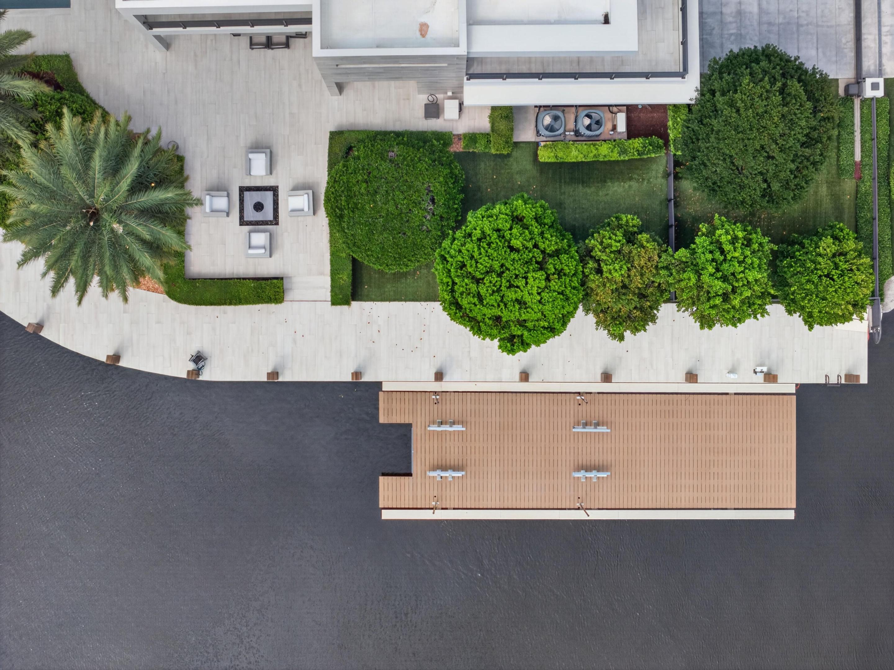 1 Royal Palm Dr Fort Lauderdale, FL 33301
