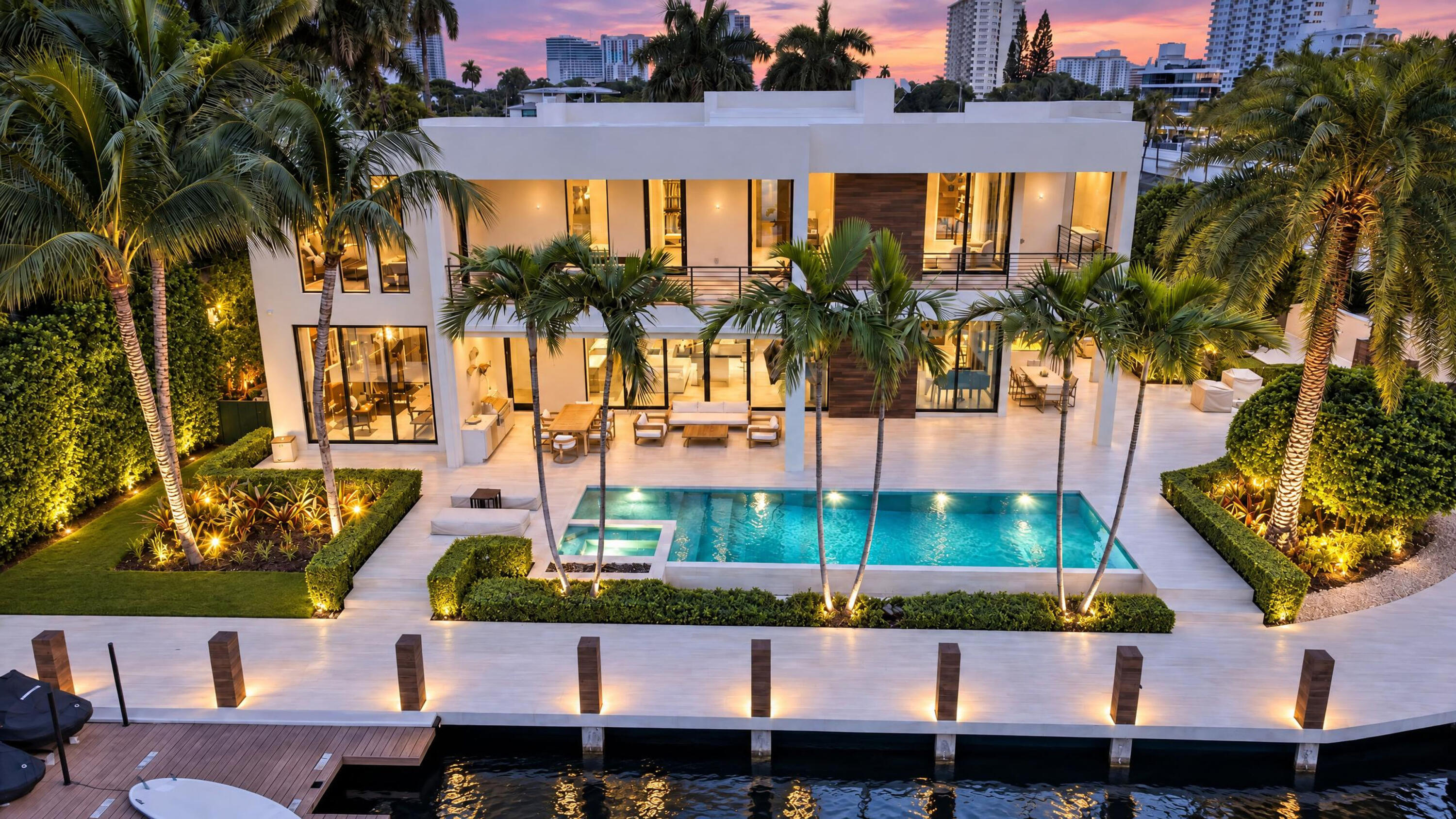 1 Royal Palm Dr Fort Lauderdale, FL 33301