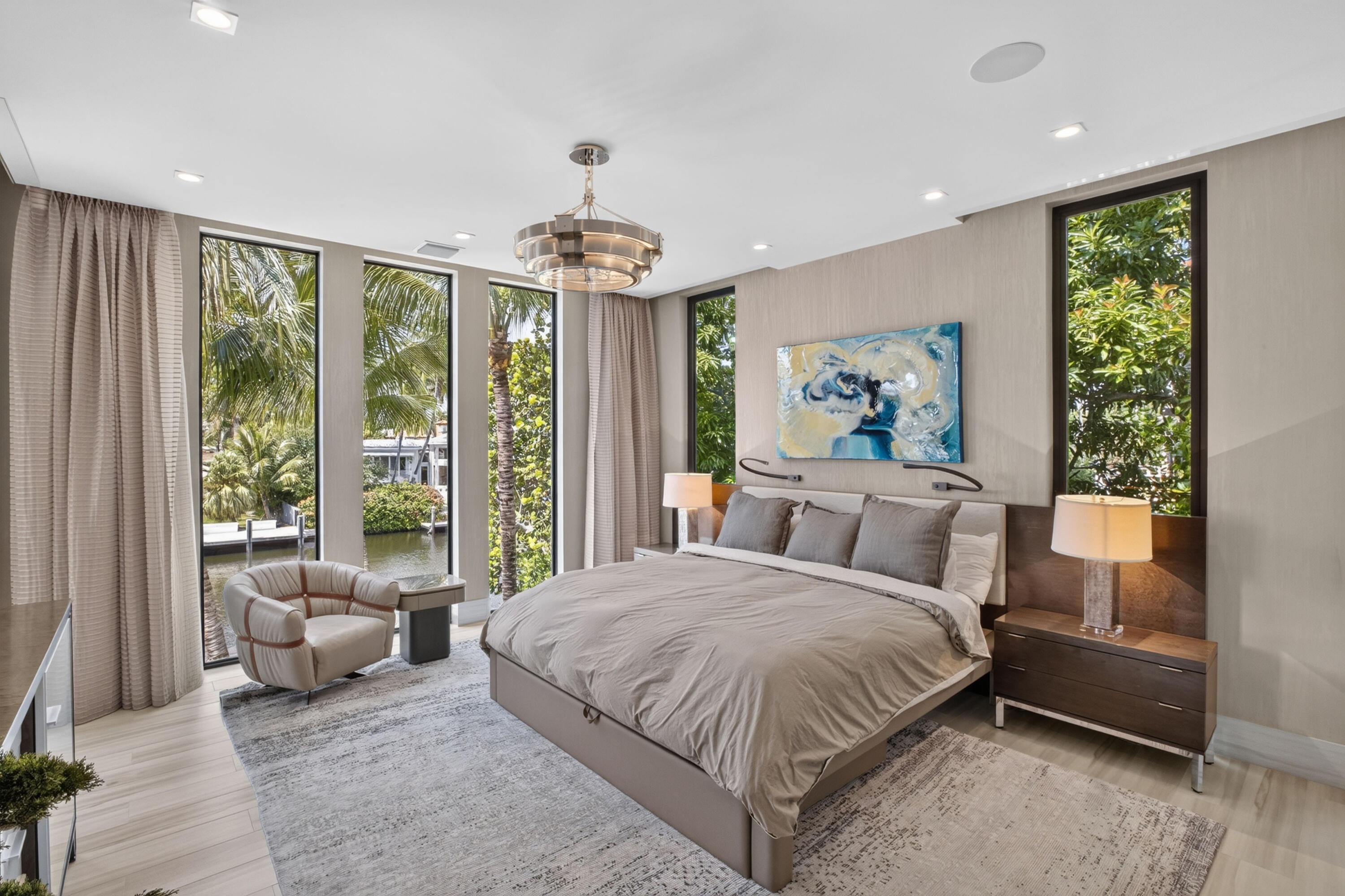 1 Royal Palm Dr Fort Lauderdale, FL 33301
