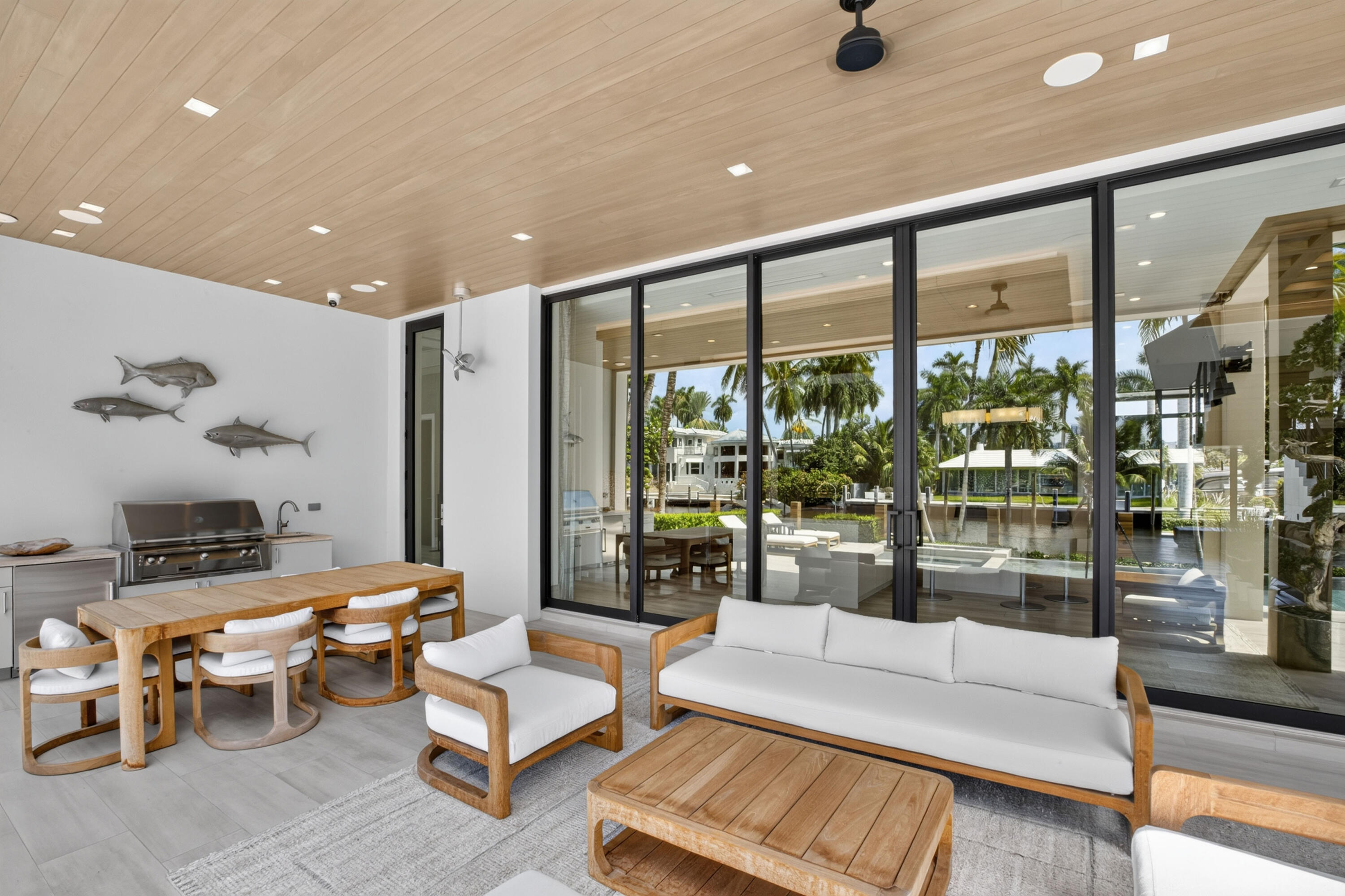 1 Royal Palm Dr Fort Lauderdale, FL 33301
