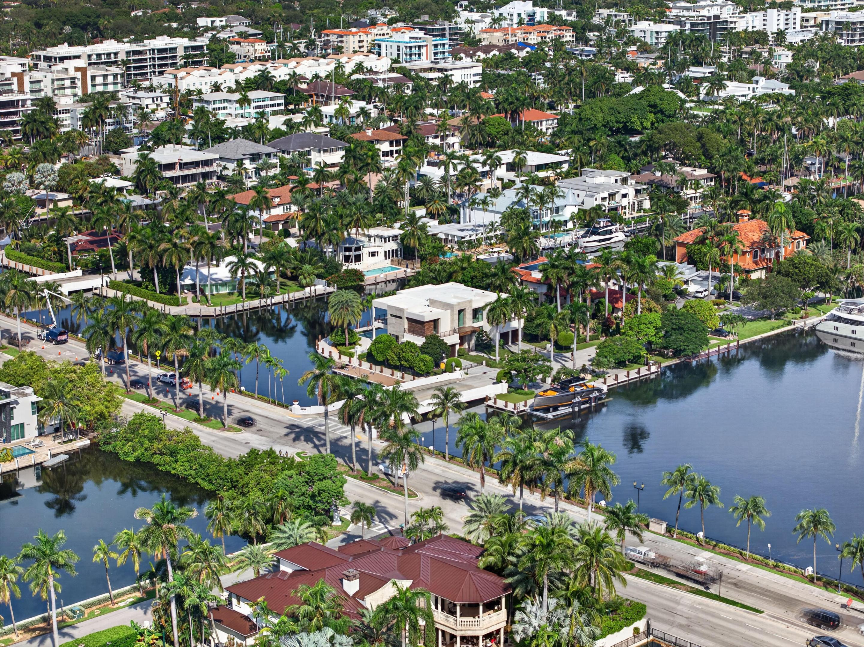 1 Royal Palm Dr Fort Lauderdale, FL 33301