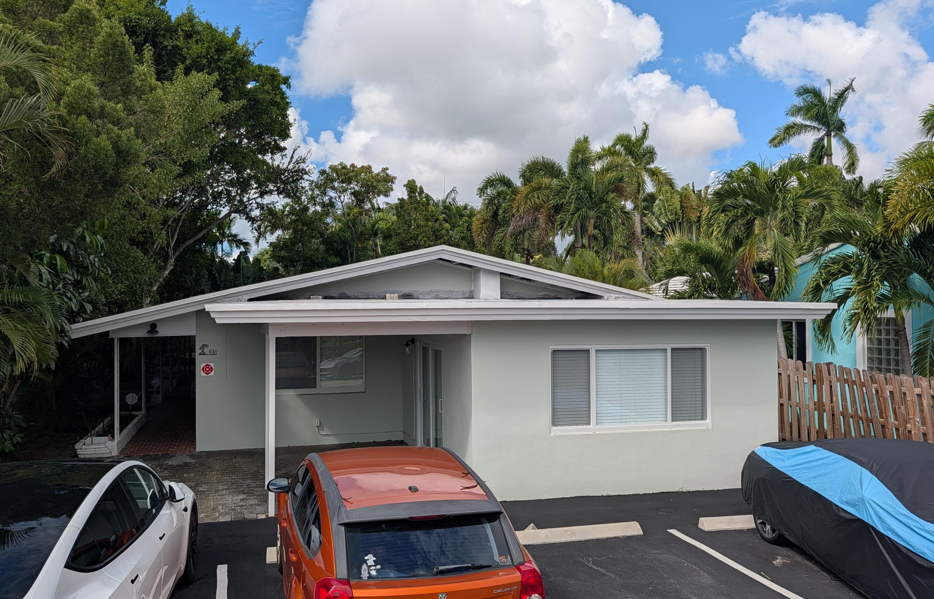 631 NE 17th Way