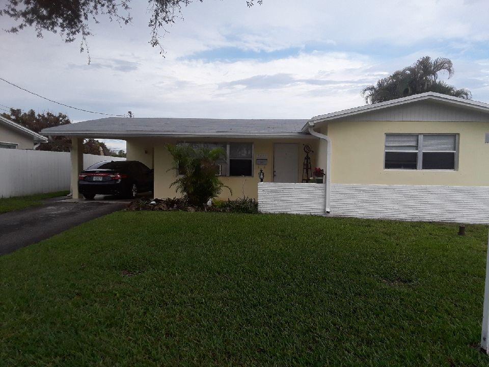 9473 SW 51st St