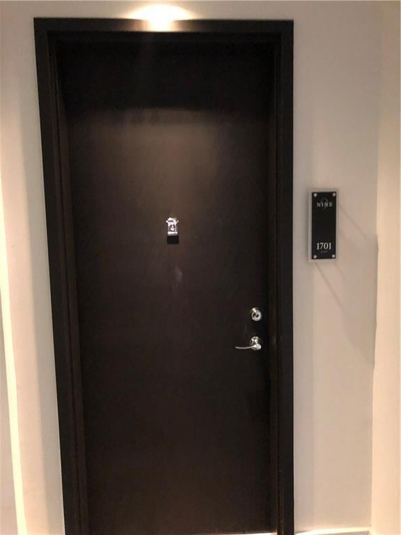 image Nine at Mary Brickell Village0