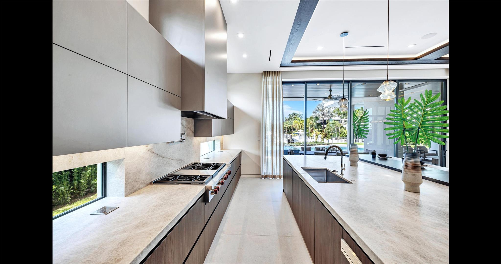 51 Isla Bahia Dr Fort Lauderdale, FL 33316