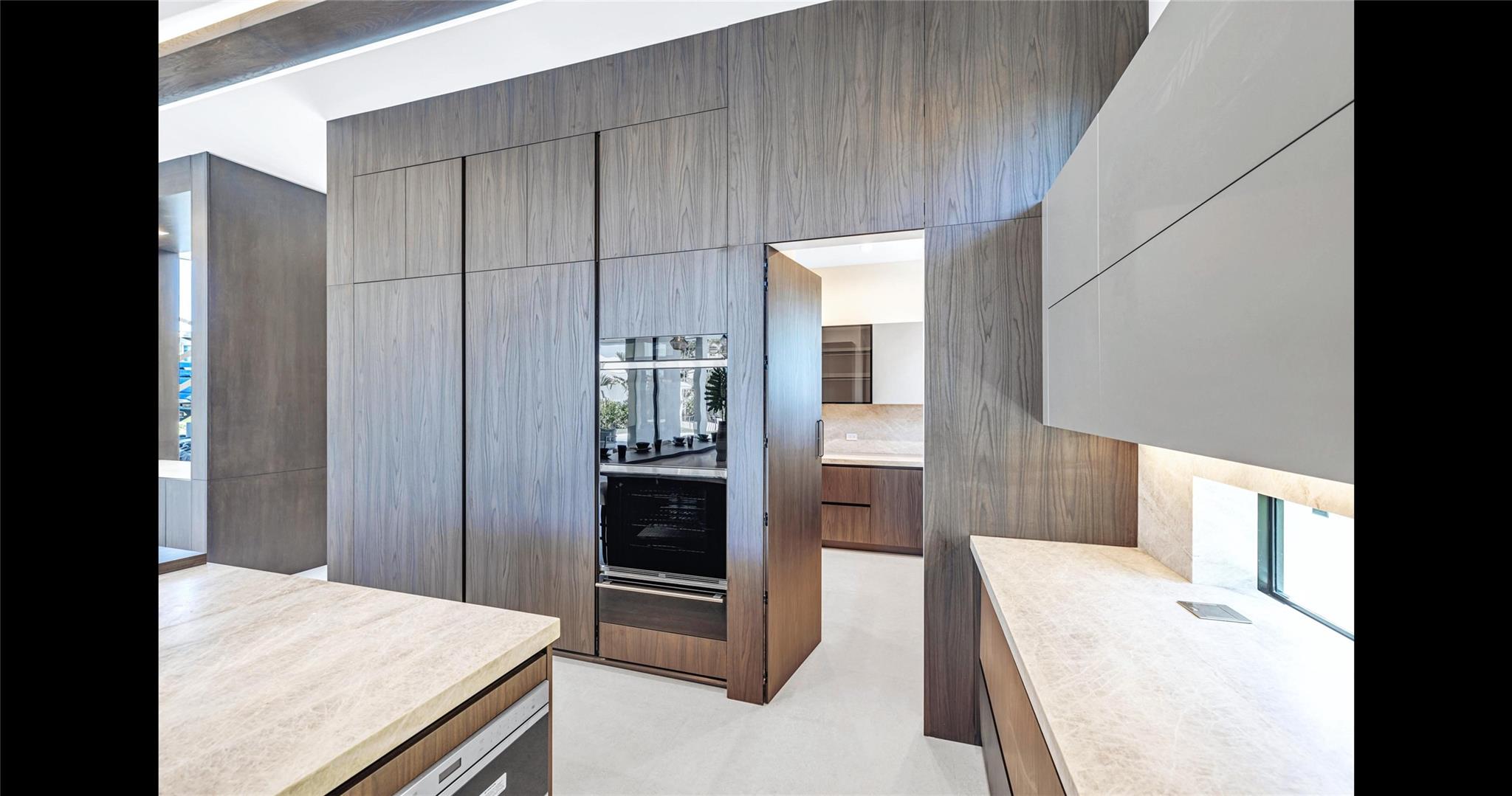 51 Isla Bahia Dr Fort Lauderdale, FL 33316