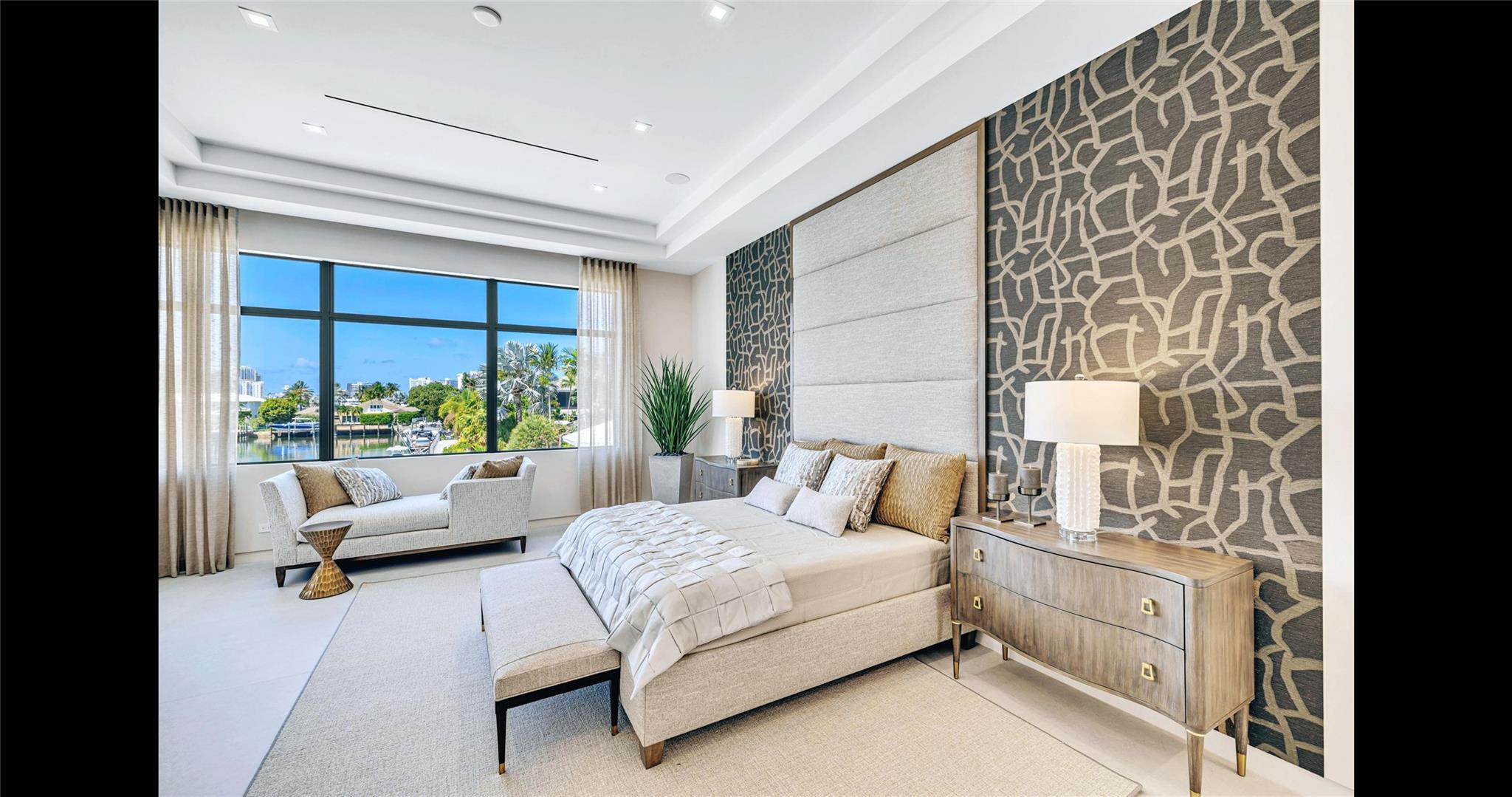 51 Isla Bahia Dr Fort Lauderdale, FL 33316