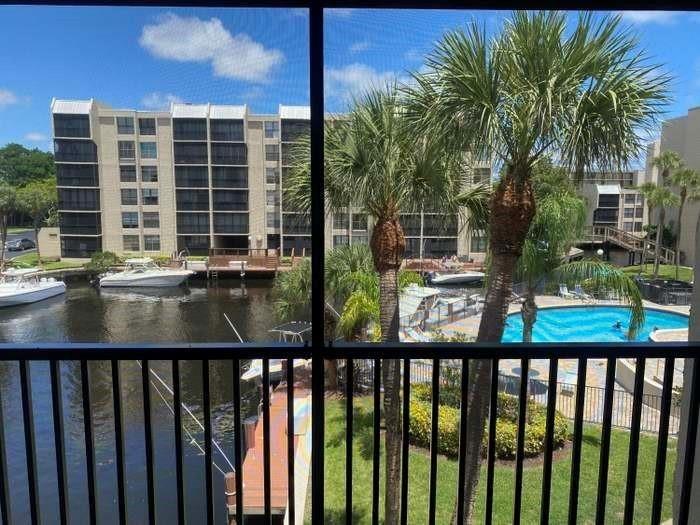 11 Royal Palm Way #303