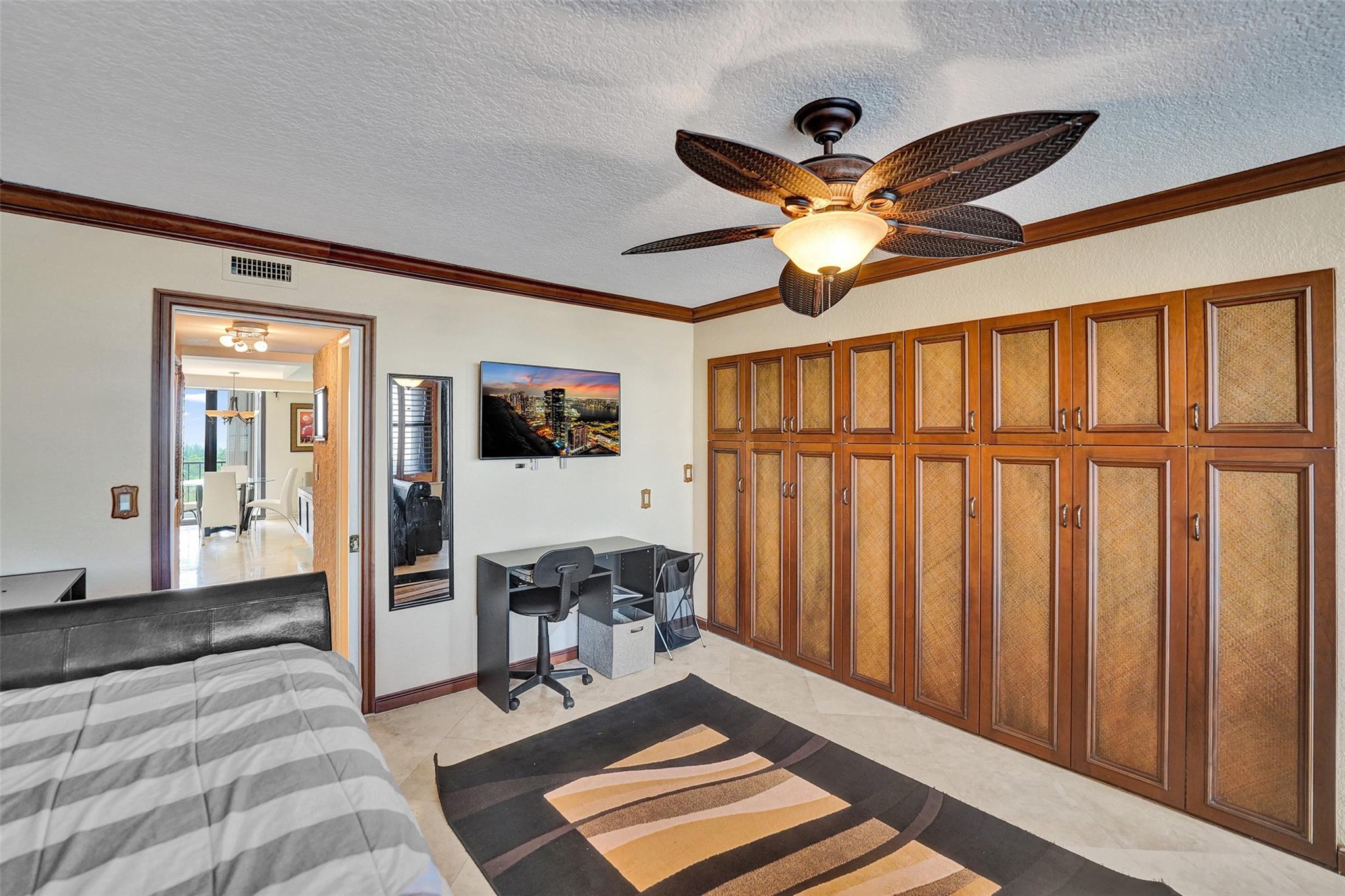 936 Intracoastal Dr #11C Fort Lauderdale, FL 33304 936 Intracoastal Dr #11C Fort Lauderdale, FL 33304