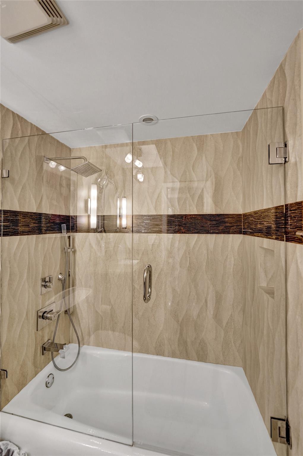 936 Intracoastal Dr #11C Fort Lauderdale, FL 33304 936 Intracoastal Dr #11C Fort Lauderdale, FL 33304