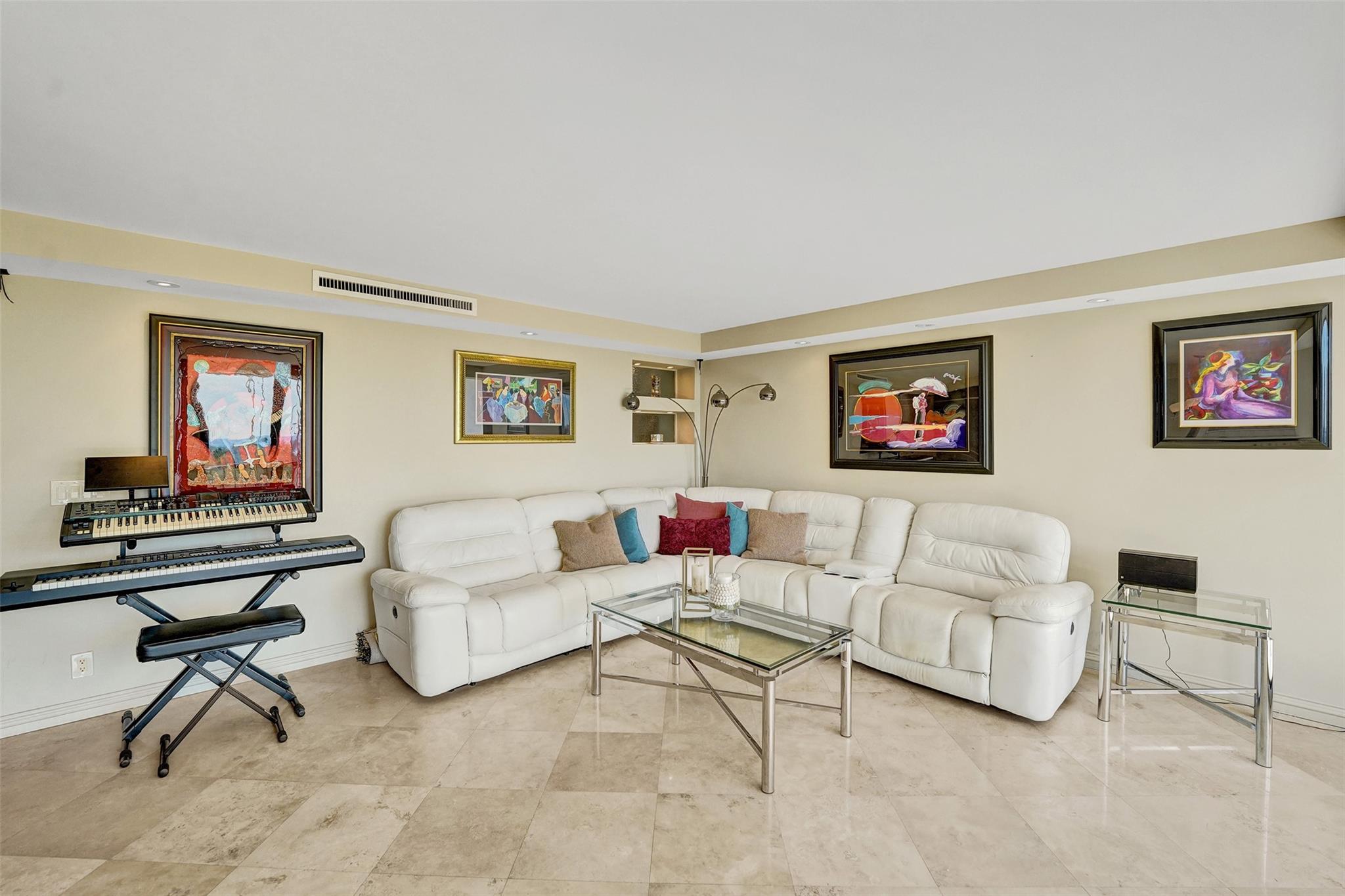 936 Intracoastal Dr #11C Fort Lauderdale, FL 33304 936 Intracoastal Dr #11C Fort Lauderdale, FL 33304