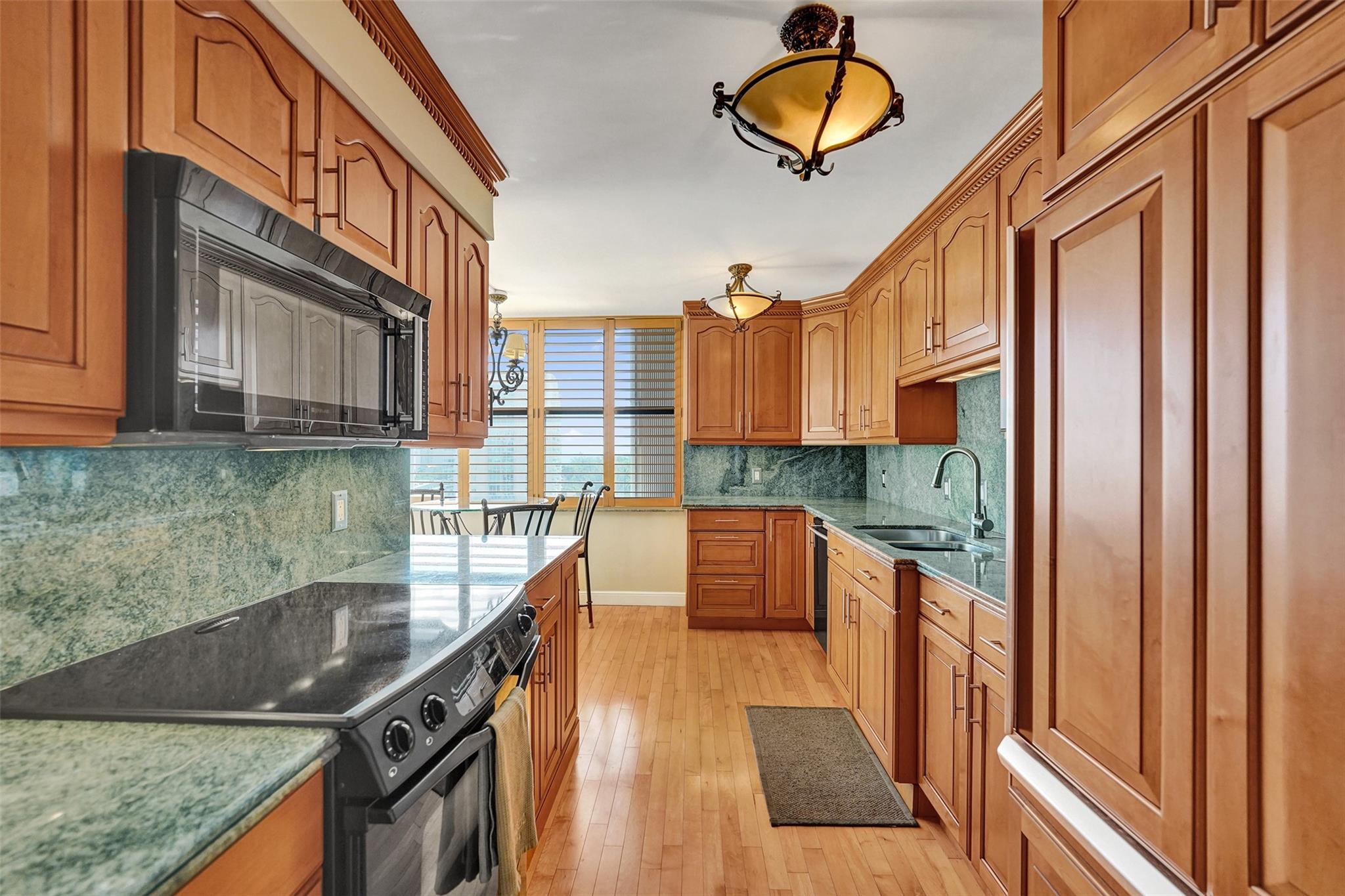 936 Intracoastal Dr #11C Fort Lauderdale, FL 33304 936 Intracoastal Dr #11C Fort Lauderdale, FL 33304