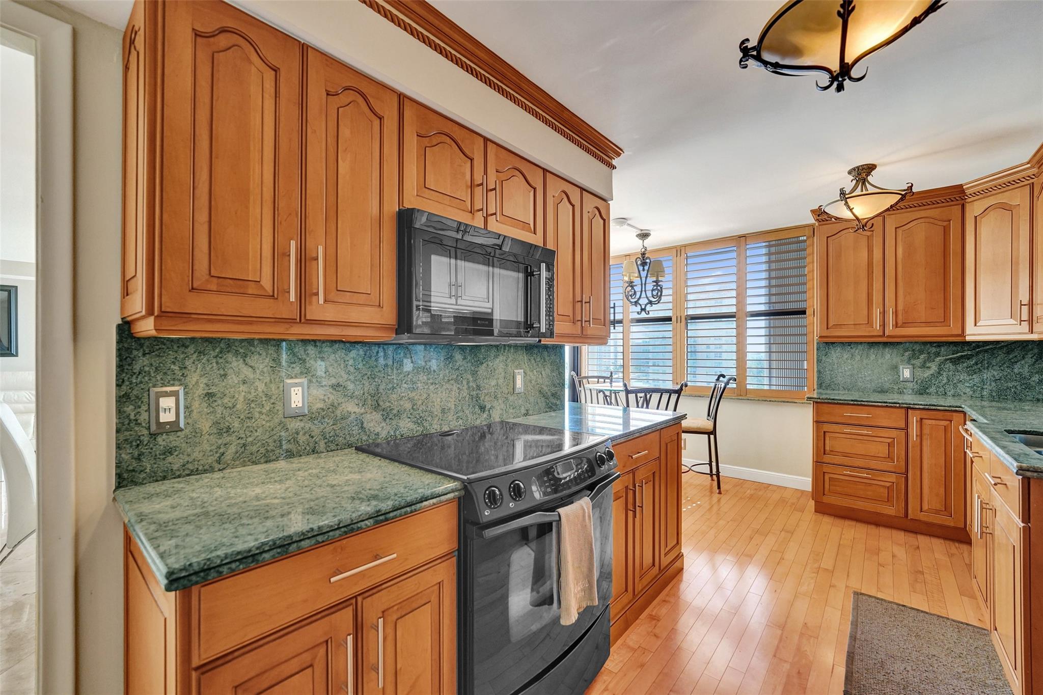 936 Intracoastal Dr #11C Fort Lauderdale, FL 33304 936 Intracoastal Dr #11C Fort Lauderdale, FL 33304