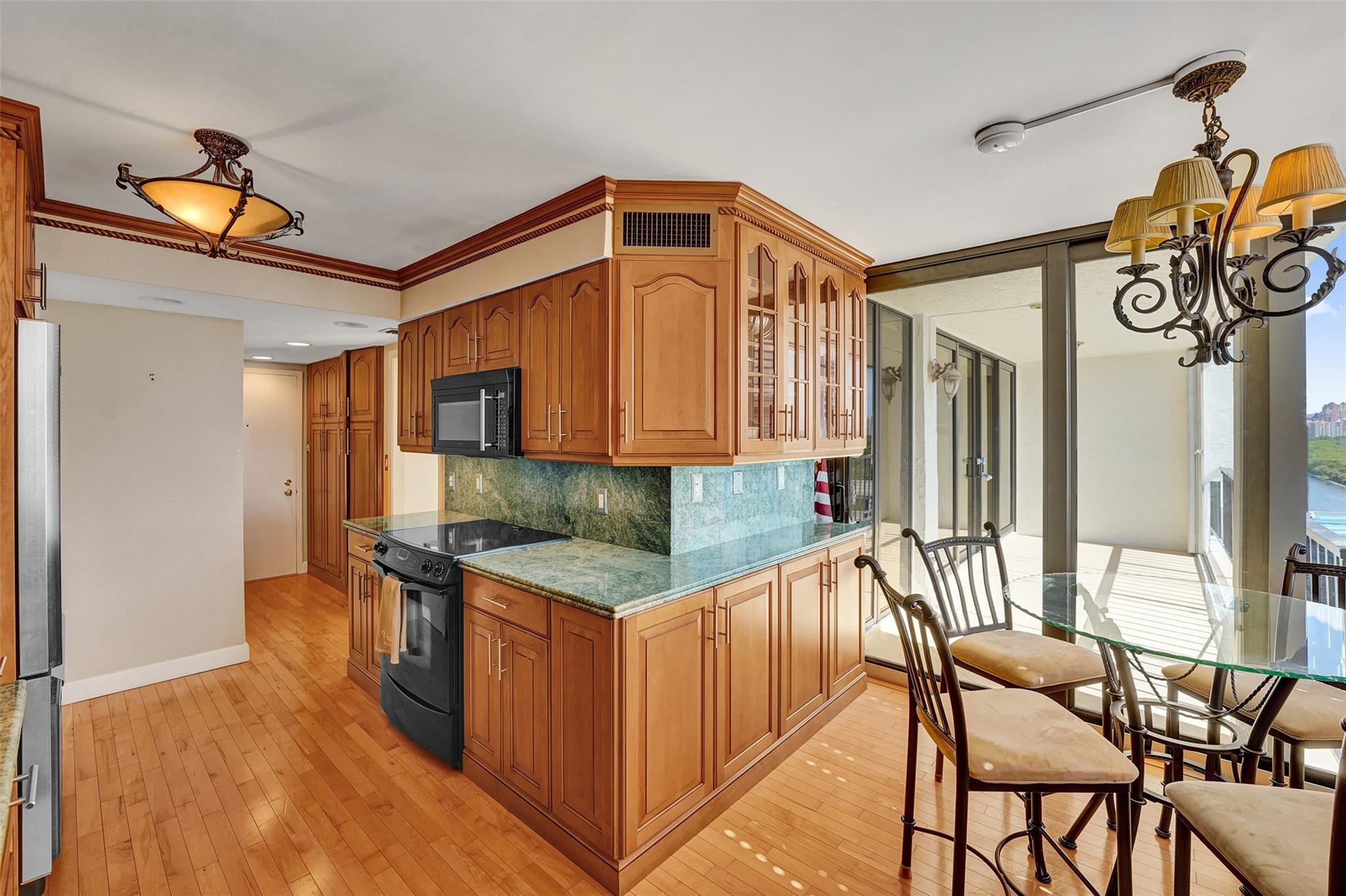 936 Intracoastal Dr #11C Fort Lauderdale, FL 33304 936 Intracoastal Dr #11C Fort Lauderdale, FL 33304