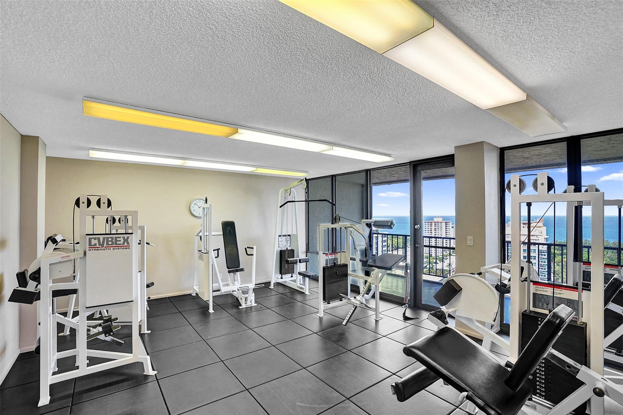 936 Intracoastal Dr #11C Fort Lauderdale, FL 33304 936 Intracoastal Dr #11C Fort Lauderdale, FL 33304