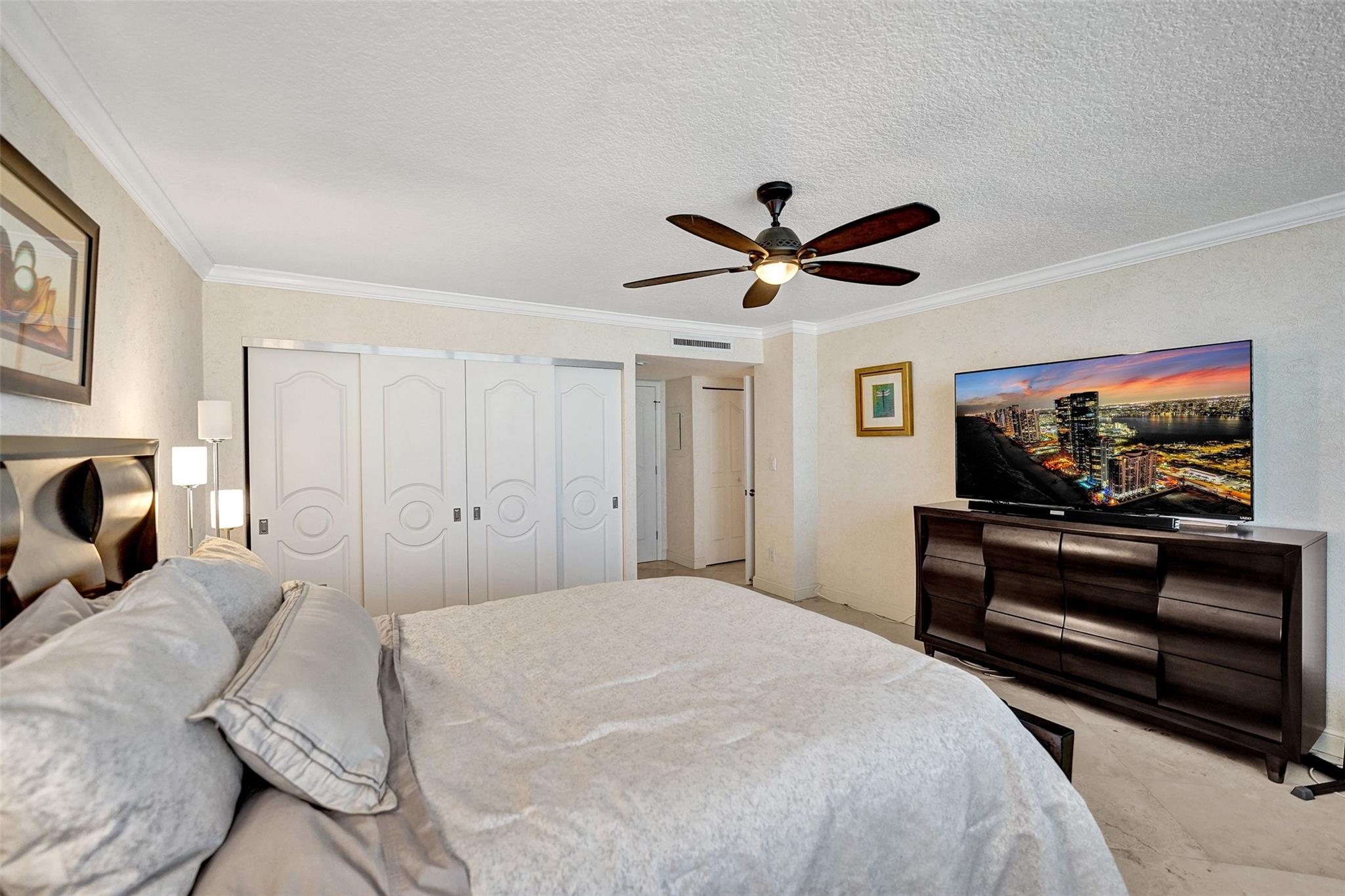 936 Intracoastal Dr #11C Fort Lauderdale, FL 33304 936 Intracoastal Dr #11C Fort Lauderdale, FL 33304