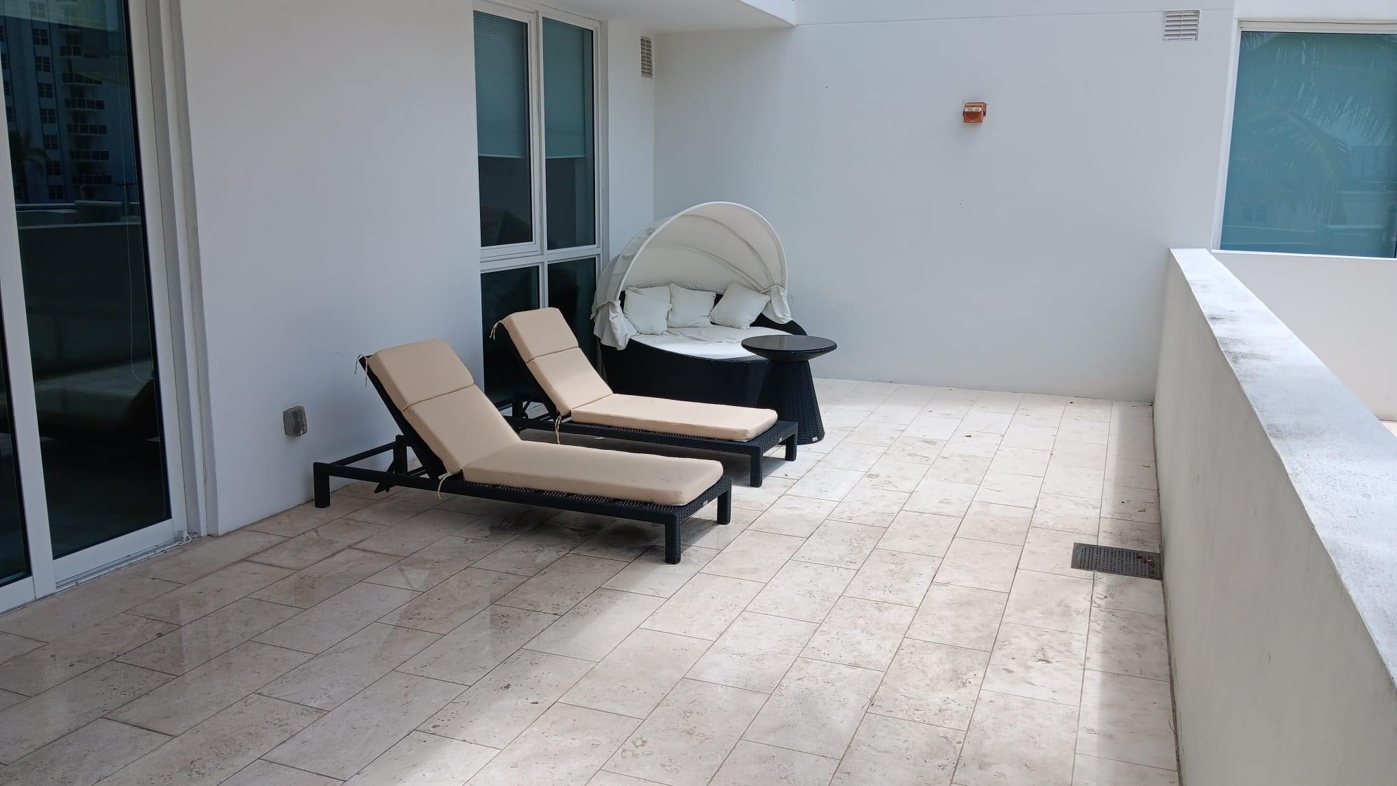 401 N Birch #401