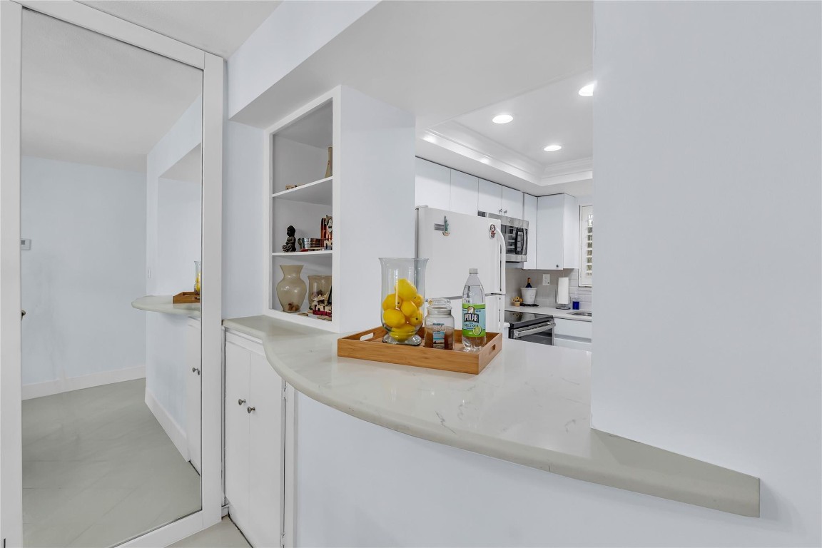 1198 Hillsboro Mile #212 Hillsboro Beach, FL 33062