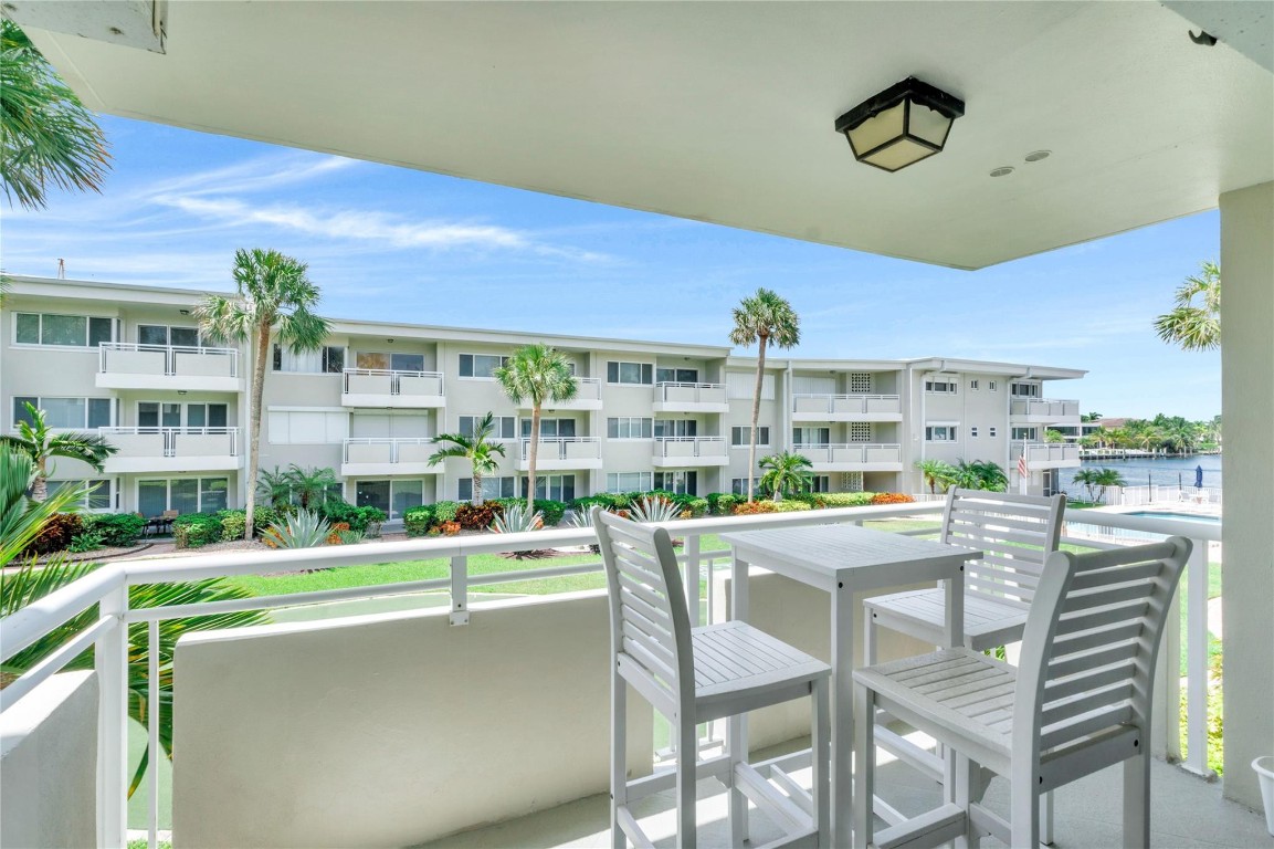 1198 Hillsboro Mile #212 Hillsboro Beach, FL 33062