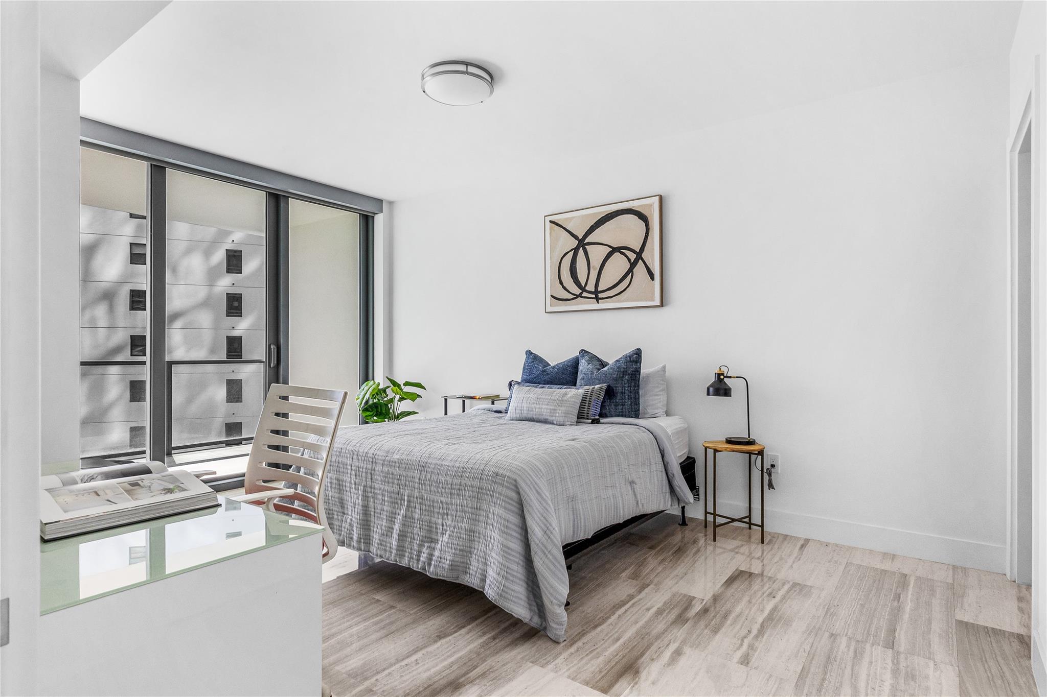 image Echo Brickell25